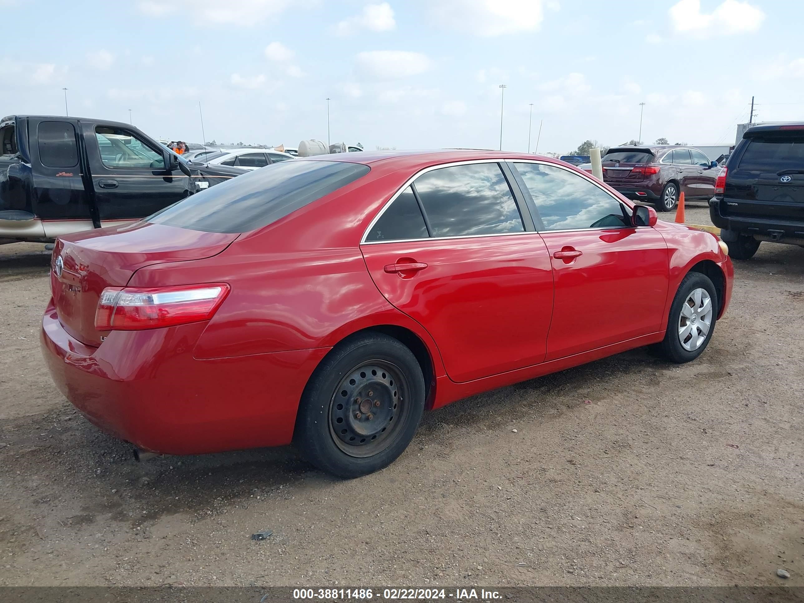 Photo 3 VIN: 4T1BE46K77U124808 - TOYOTA CAMRY 