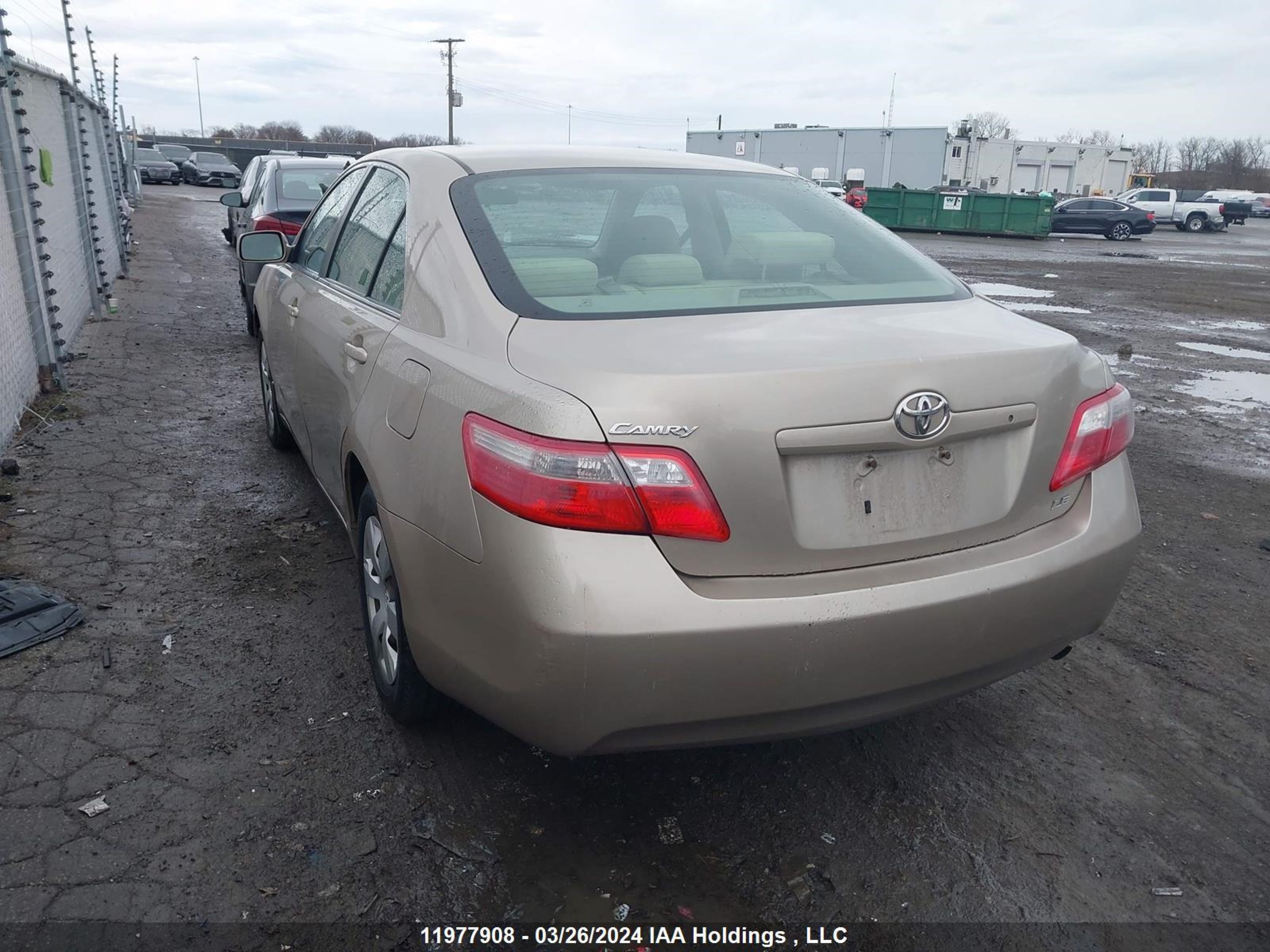 Photo 2 VIN: 4T1BE46K77U510497 - TOYOTA CAMRY 