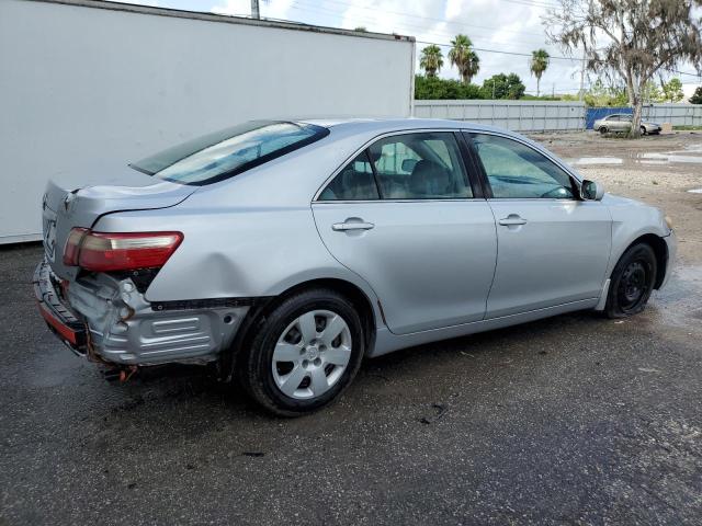 Photo 2 VIN: 4T1BE46K77U601933 - TOYOTA CAMRY 