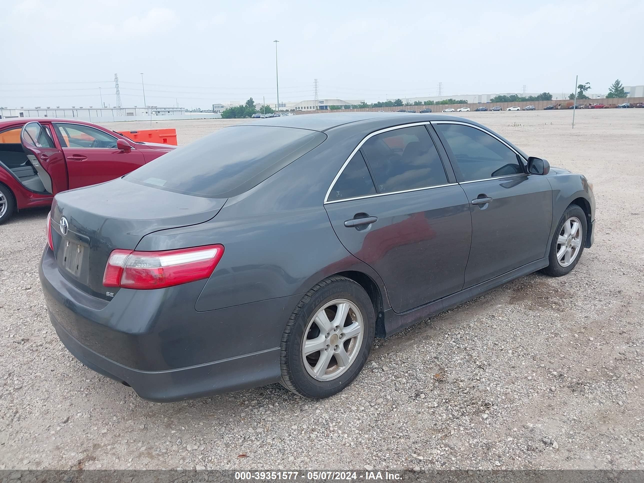 Photo 3 VIN: 4T1BE46K77U644555 - TOYOTA CAMRY 