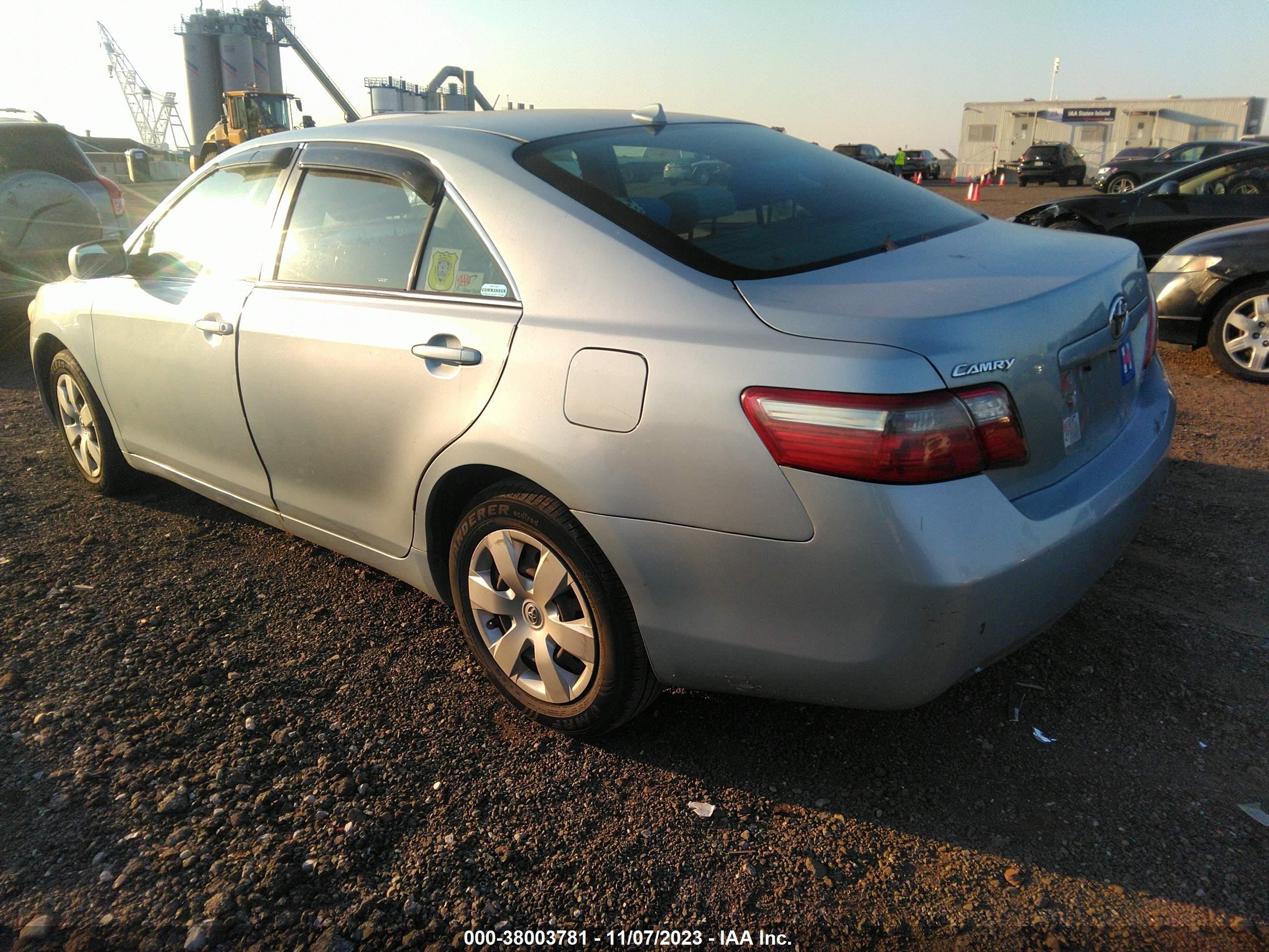 Photo 3 VIN: 4T1BE46K77U650145 - TOYOTA CAMRY 