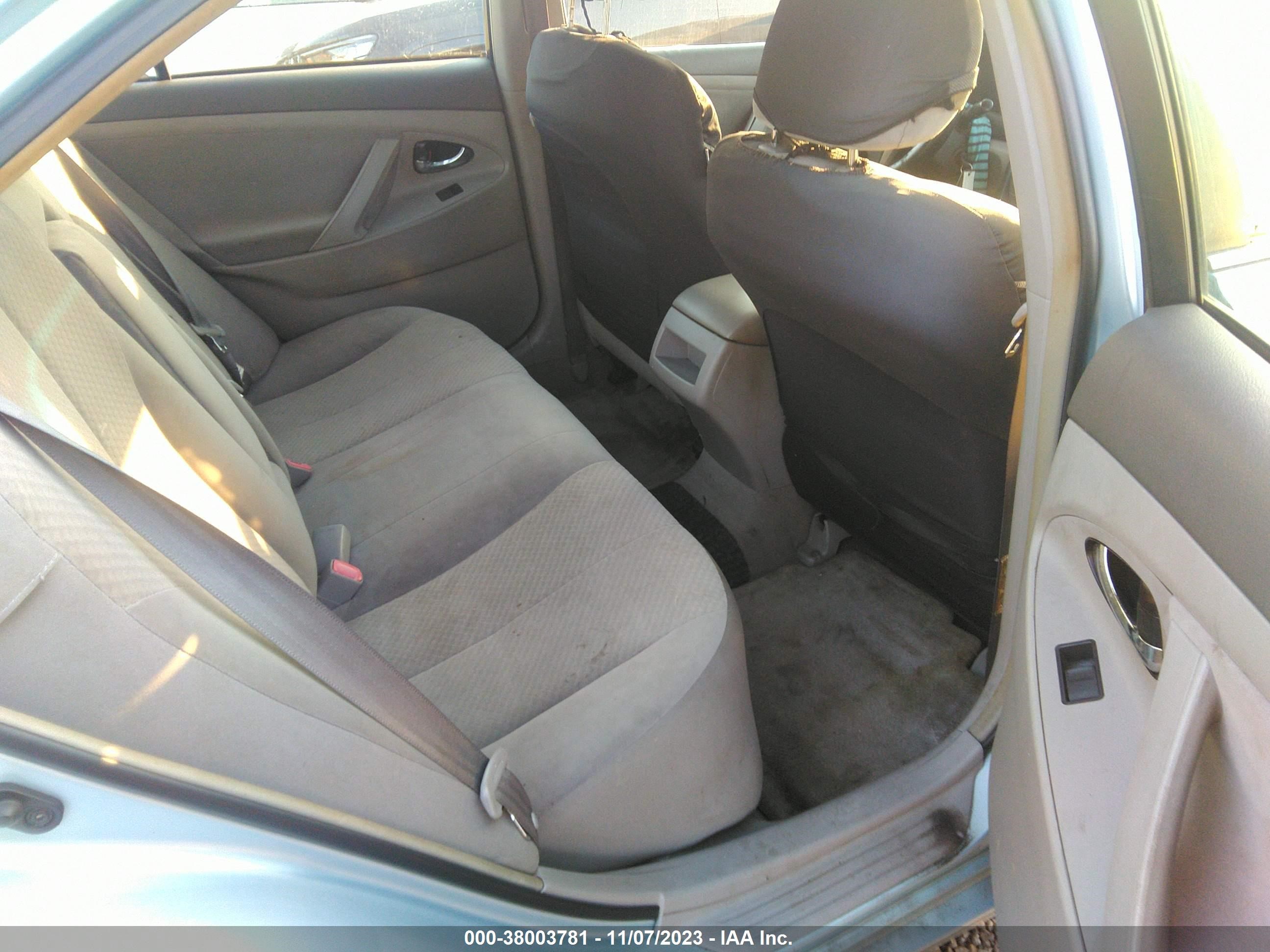 Photo 8 VIN: 4T1BE46K77U650145 - TOYOTA CAMRY 