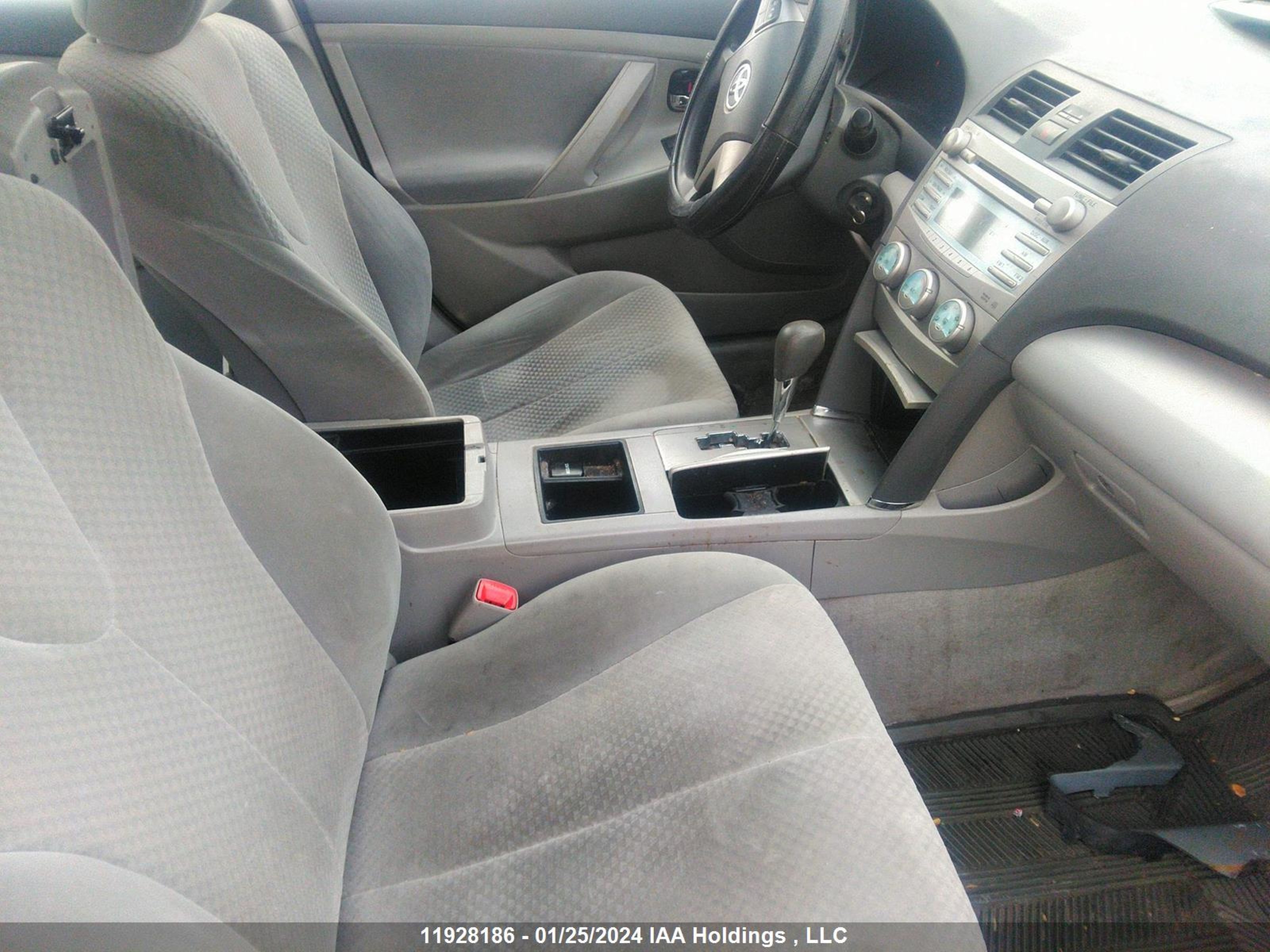 Photo 4 VIN: 4T1BE46K77U706455 - TOYOTA CAMRY 