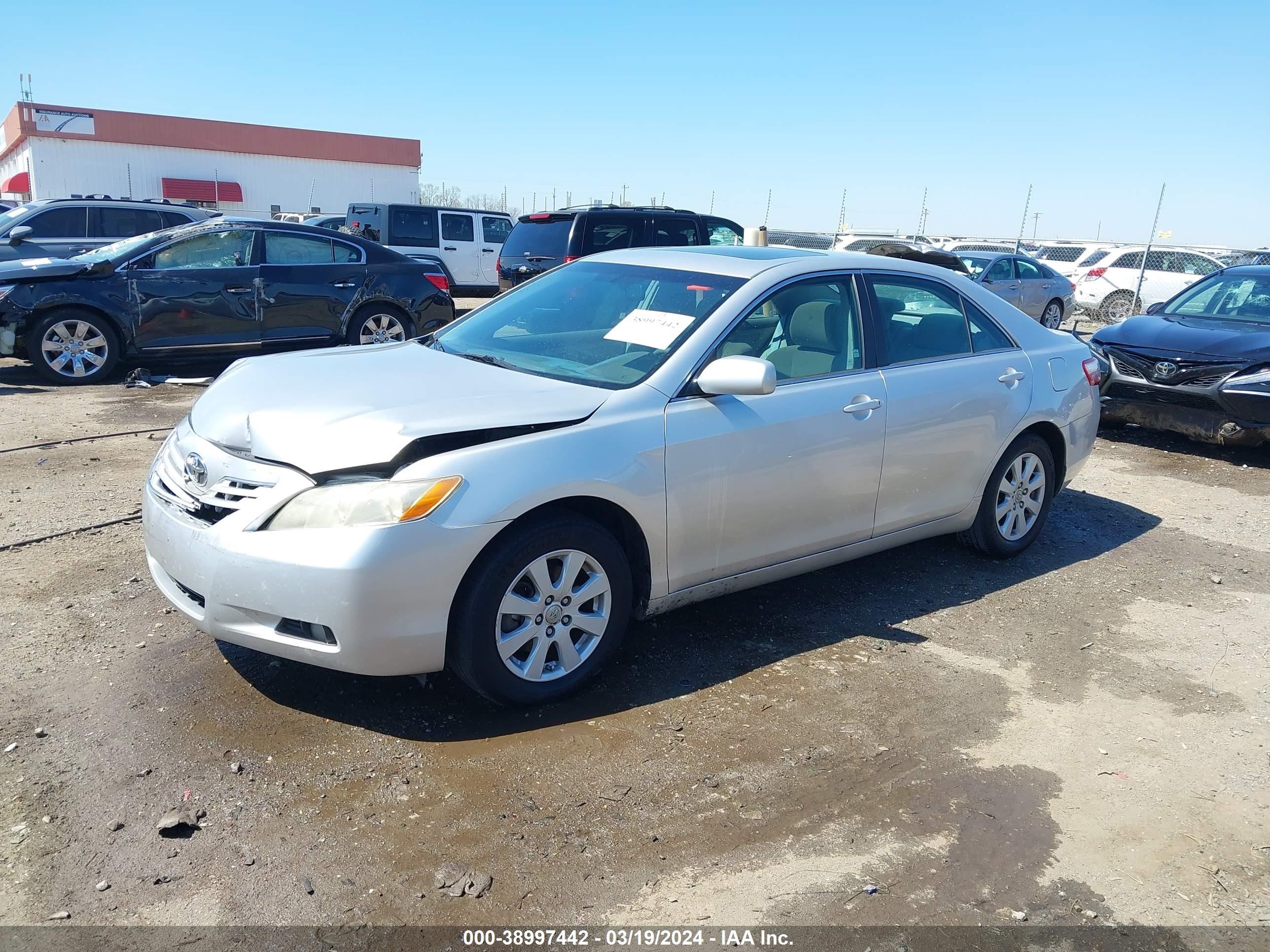 Photo 1 VIN: 4T1BE46K78U758007 - TOYOTA CAMRY 