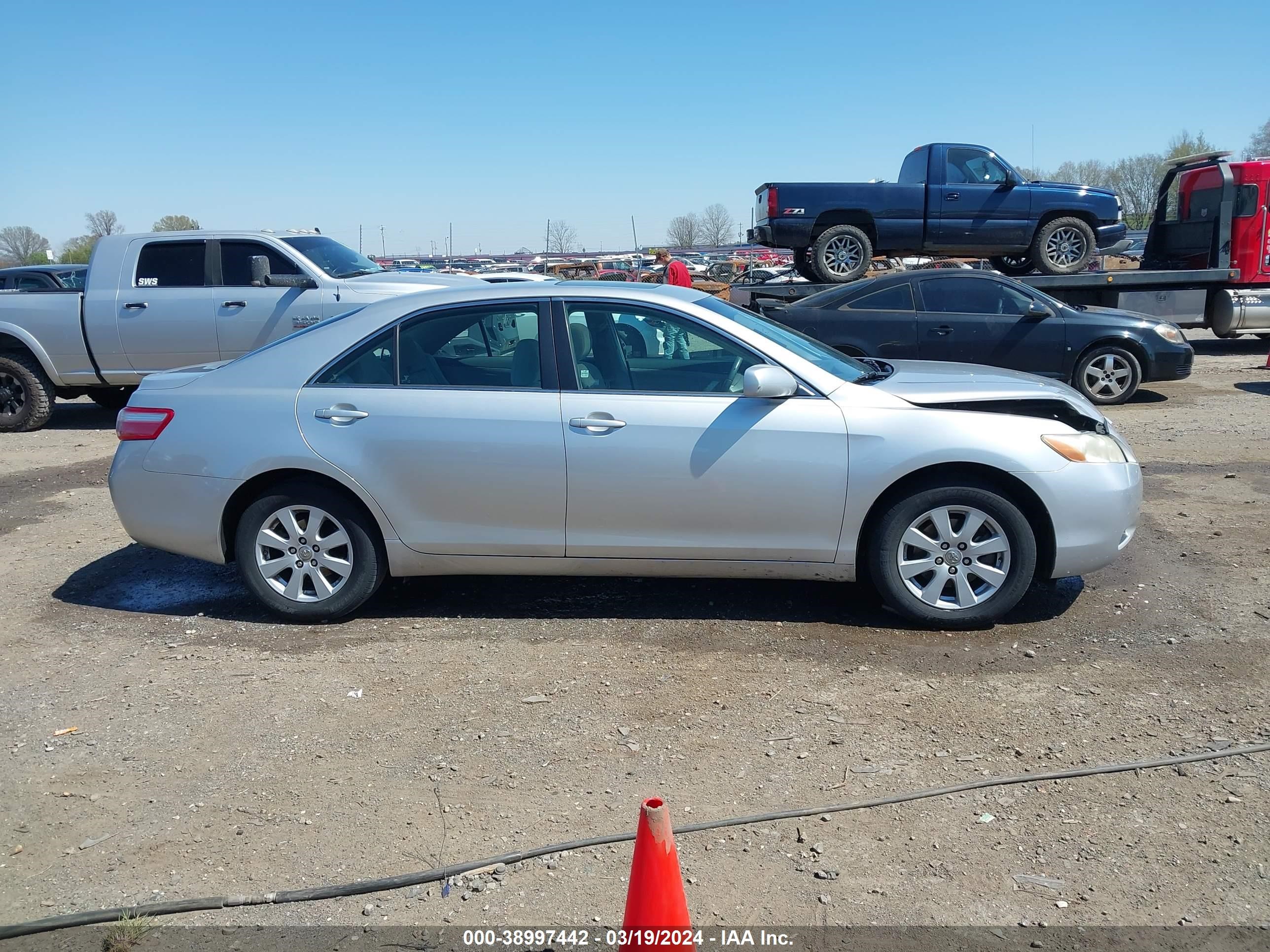 Photo 12 VIN: 4T1BE46K78U758007 - TOYOTA CAMRY 