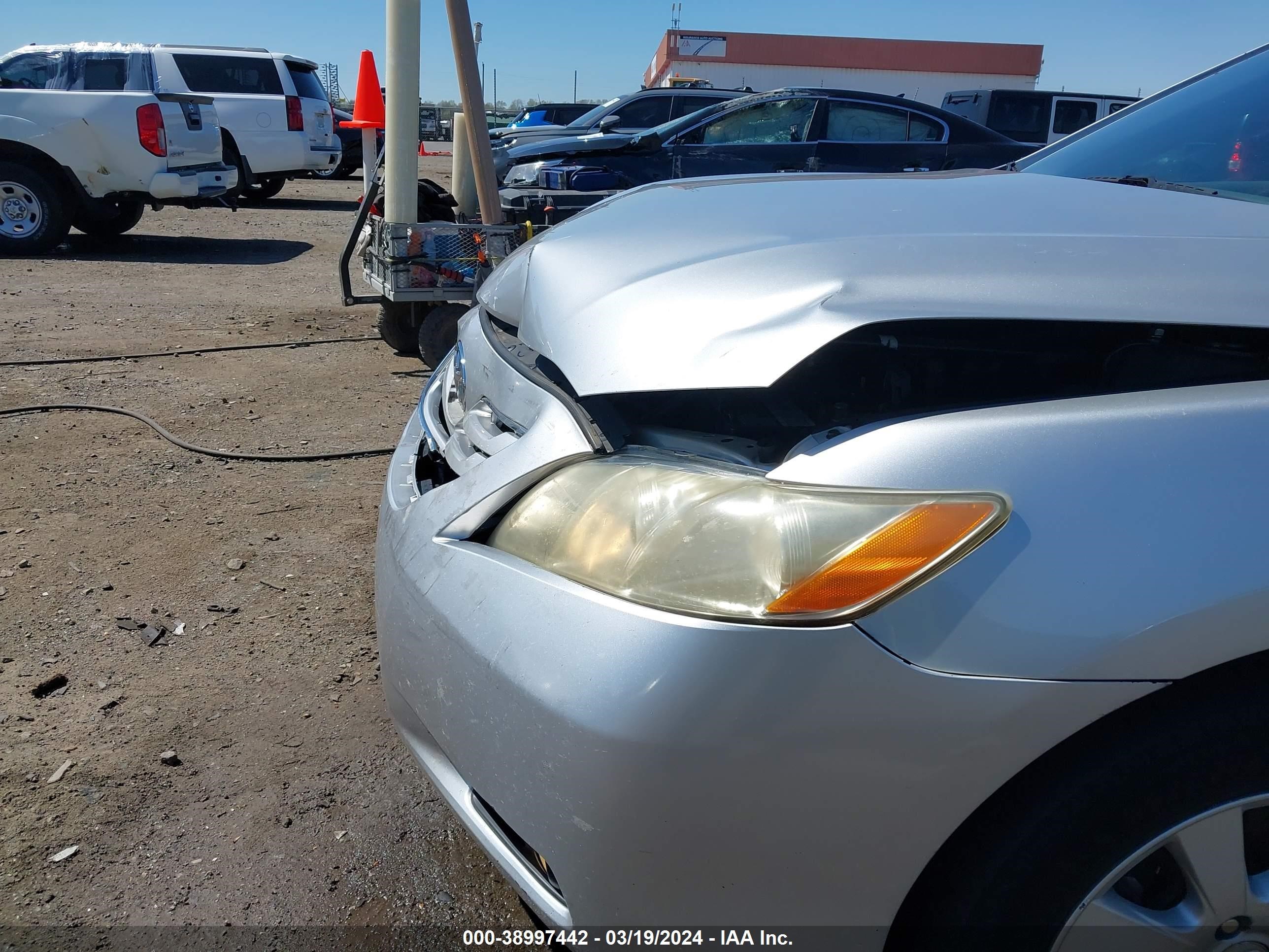 Photo 5 VIN: 4T1BE46K78U758007 - TOYOTA CAMRY 