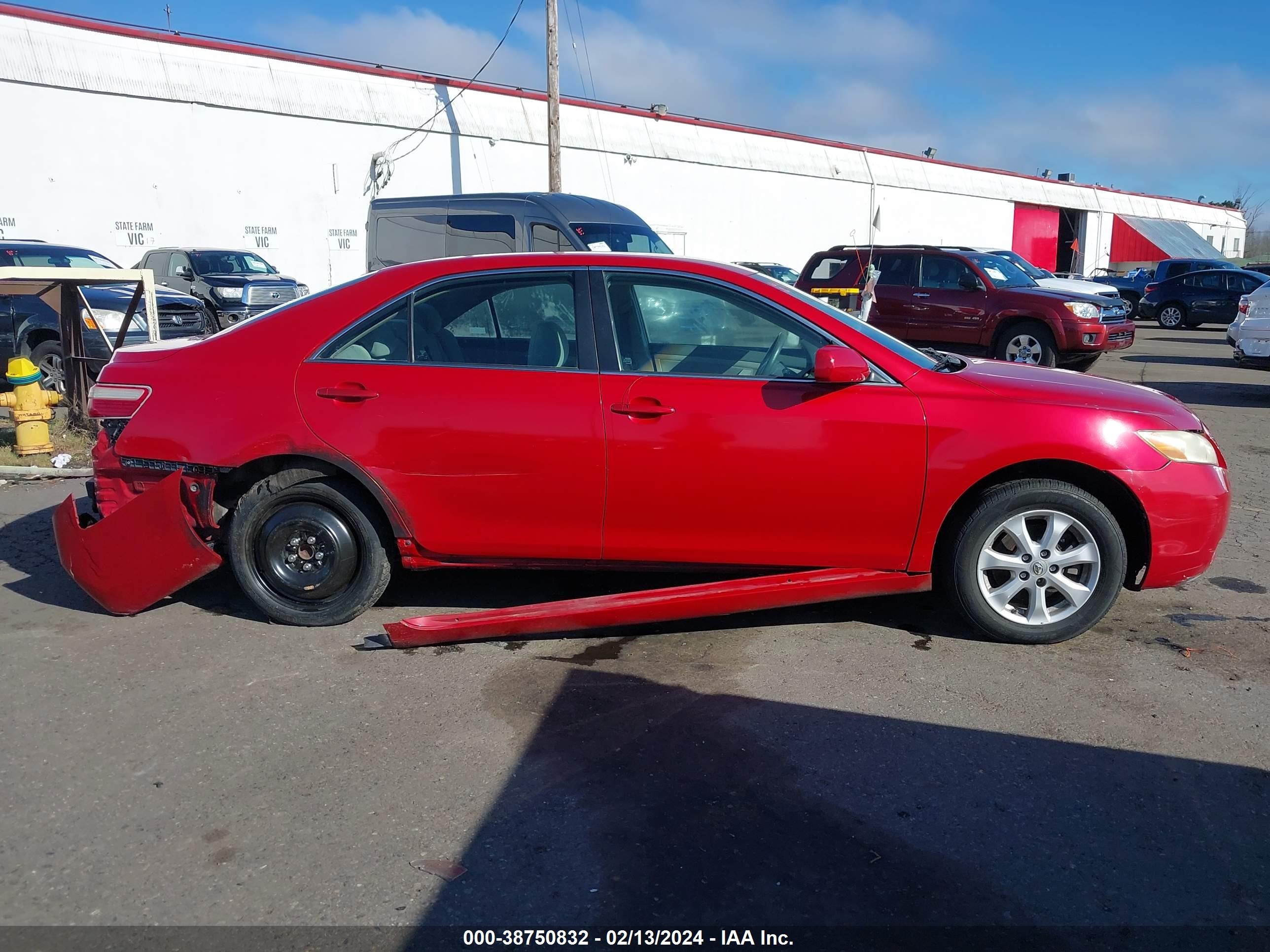 Photo 13 VIN: 4T1BE46K79U270242 - TOYOTA CAMRY 