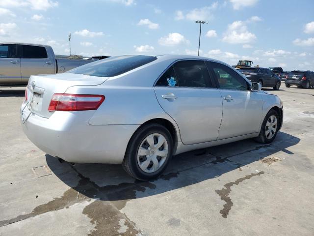 Photo 2 VIN: 4T1BE46K79U413609 - TOYOTA CAMRY BASE 