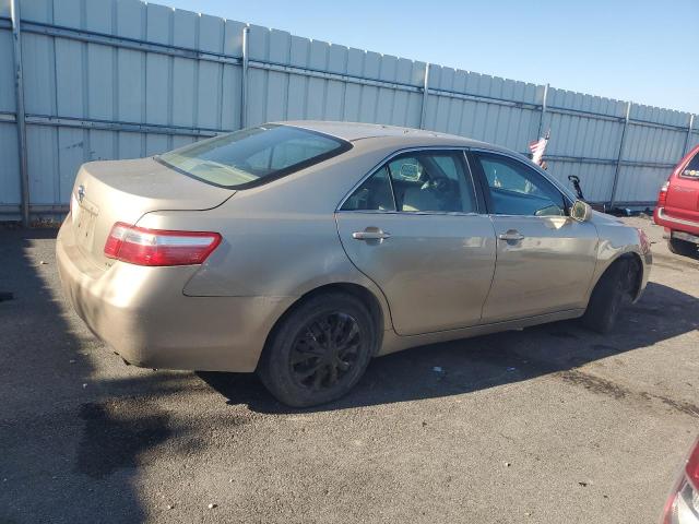 Photo 2 VIN: 4T1BE46K79U820734 - TOYOTA CAMRY BASE 