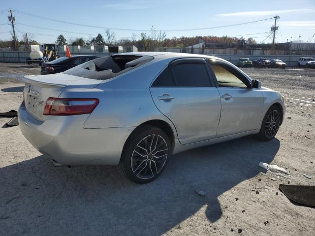 Photo 2 VIN: 4T1BE46K79U843219 - TOYOTA CAMRY 