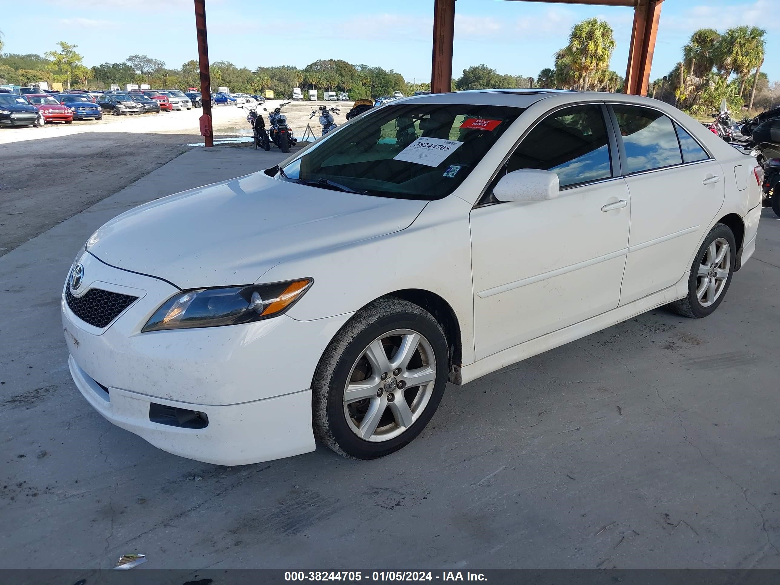 Photo 1 VIN: 4T1BE46K79U854091 - TOYOTA CAMRY 