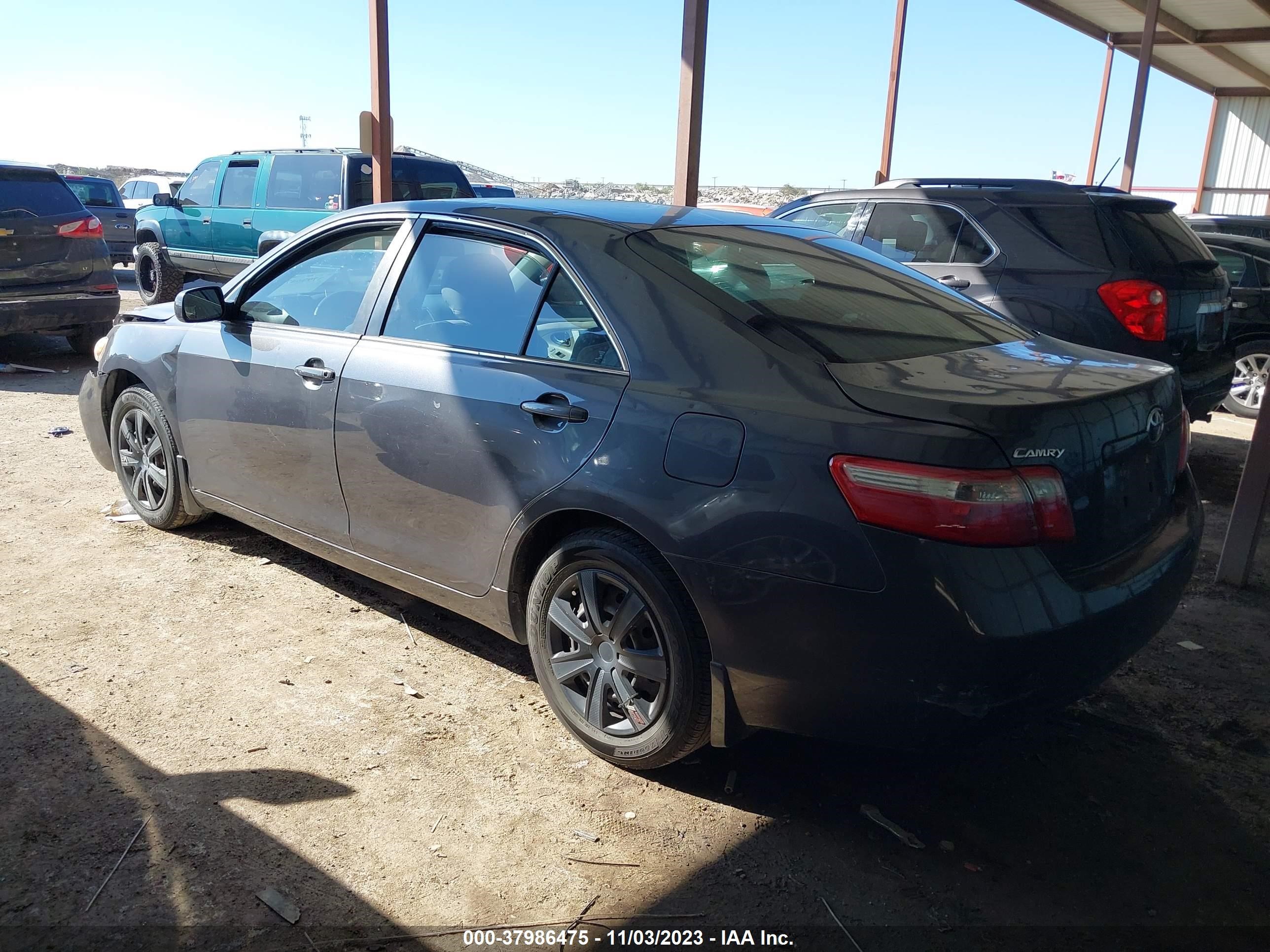 Photo 2 VIN: 4T1BE46K79U879511 - TOYOTA CAMRY 