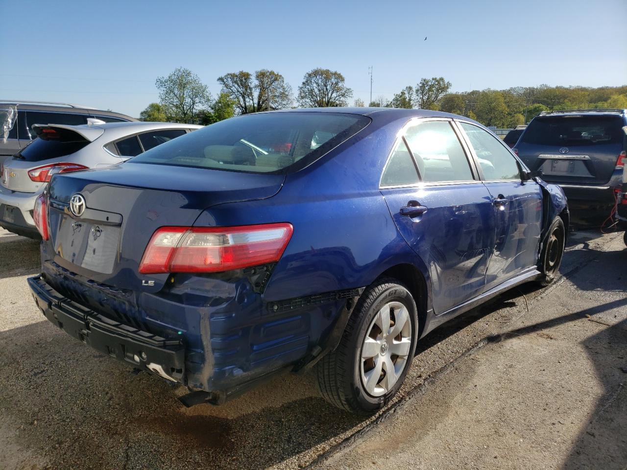 Photo 2 VIN: 4T1BE46K87U020182 - TOYOTA CAMRY 