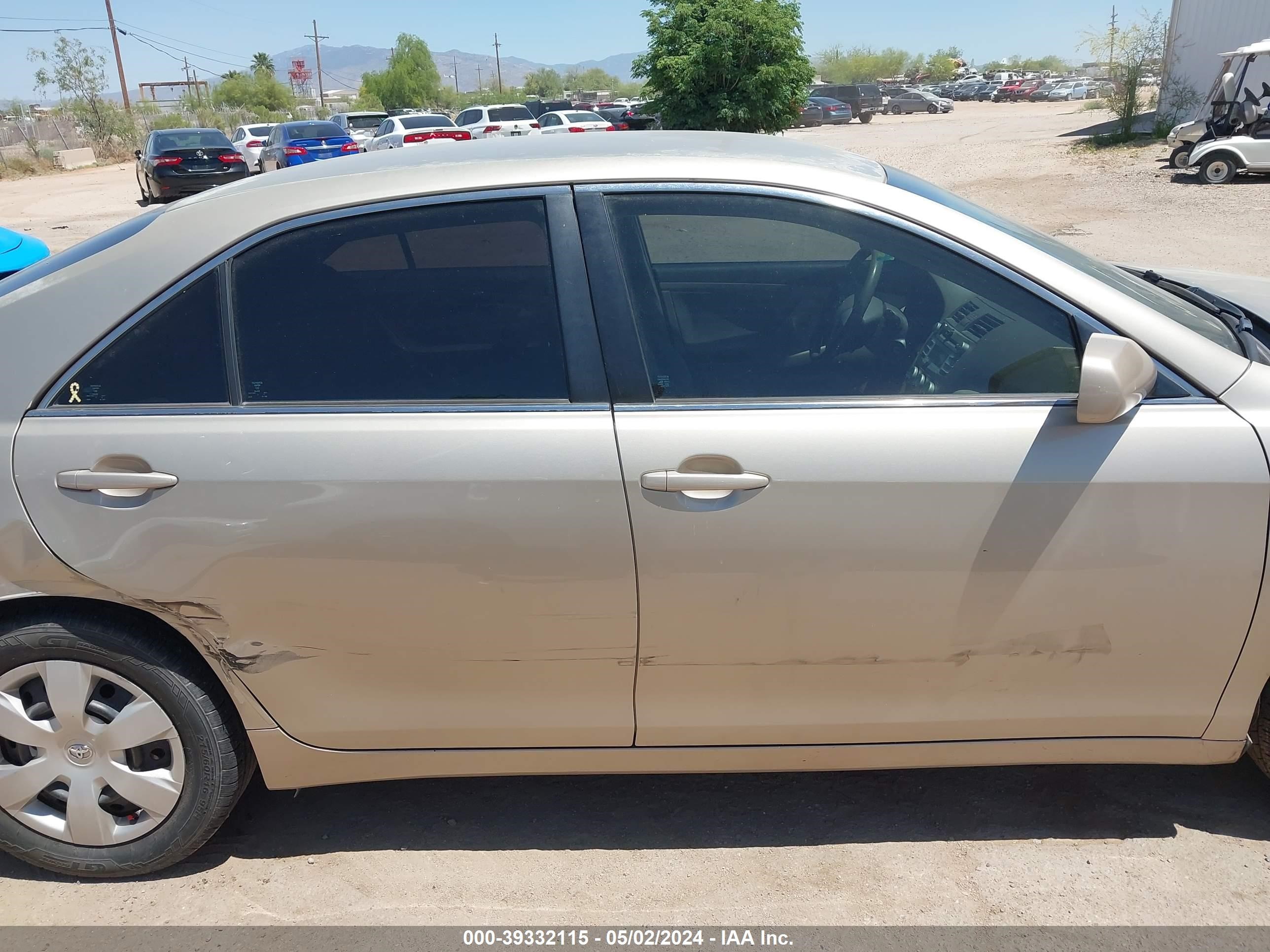 Photo 12 VIN: 4T1BE46K88U199812 - TOYOTA CAMRY 