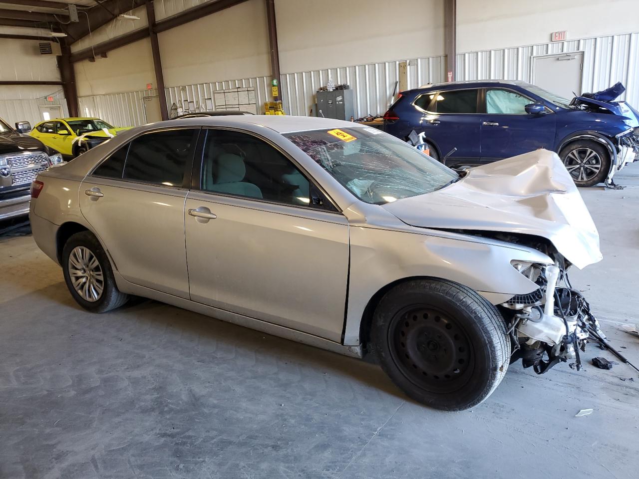 Photo 3 VIN: 4T1BE46K88U242576 - TOYOTA CAMRY 