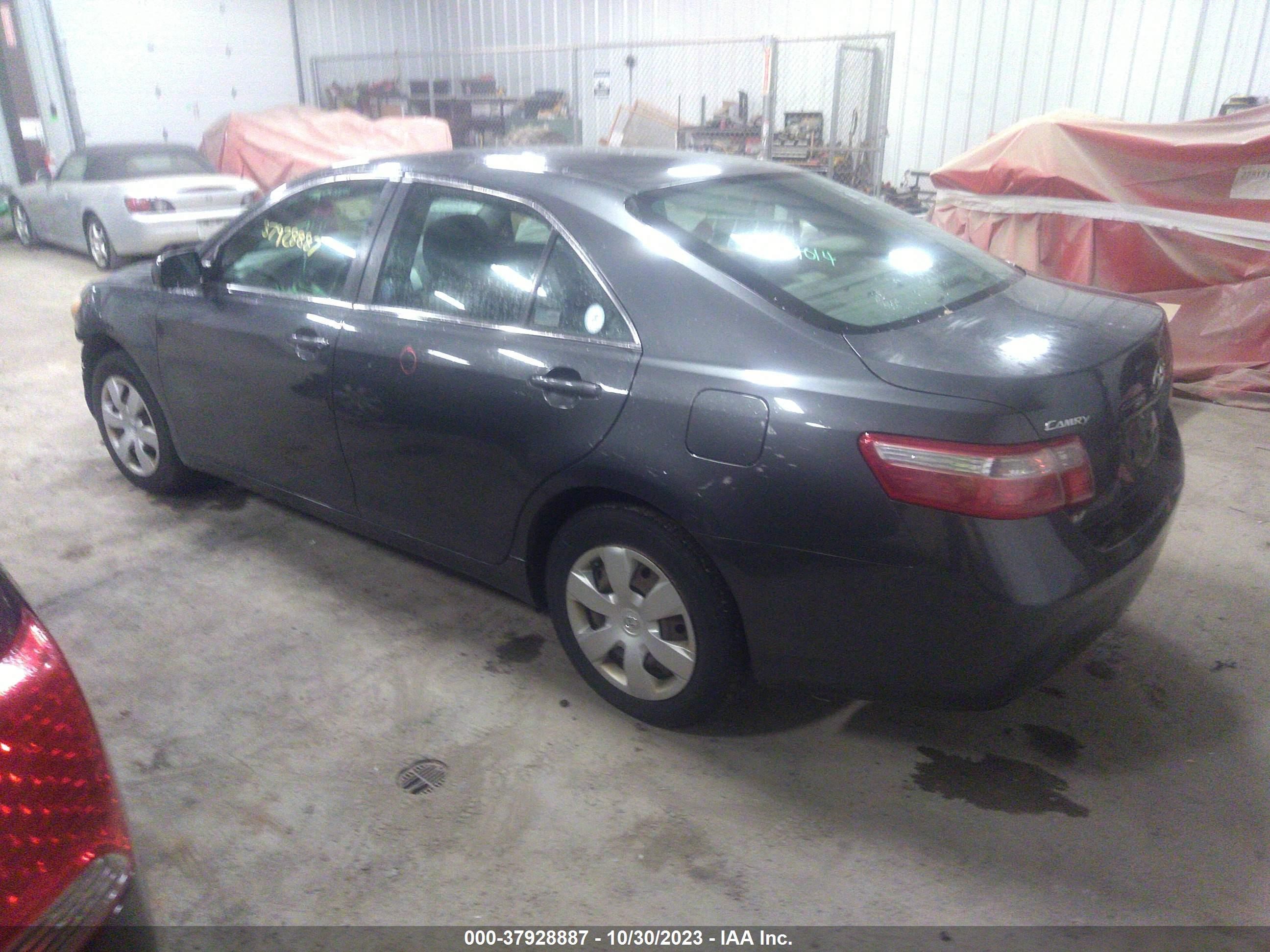 Photo 2 VIN: 4T1BE46K89U339701 - TOYOTA CAMRY 