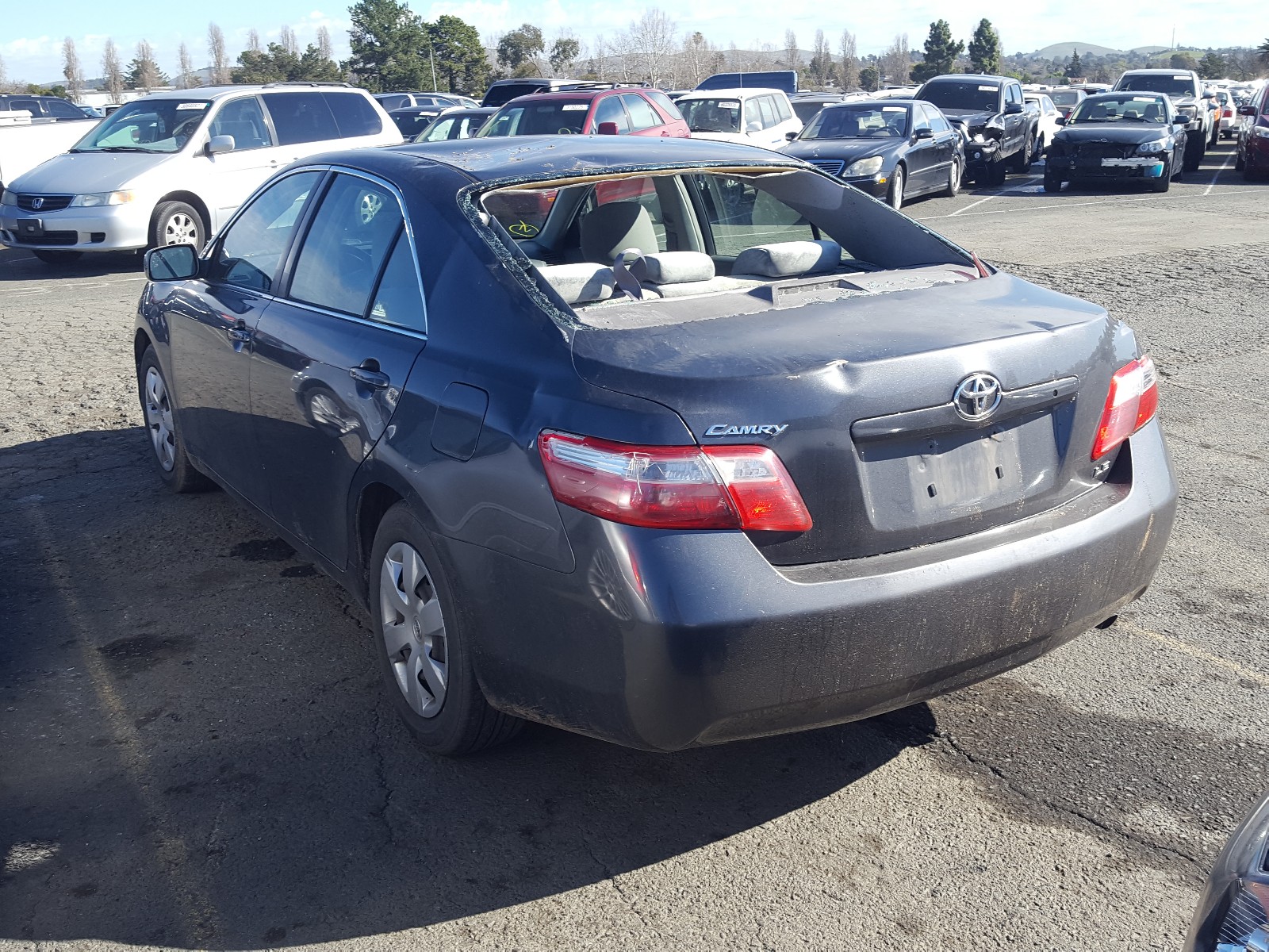 Photo 2 VIN: 4T1BE46K89U347443 - TOYOTA CAMRY BASE 