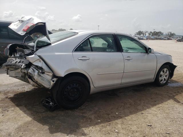 Photo 2 VIN: 4T1BE46K89U397257 - TOYOTA CAMRY BASE 