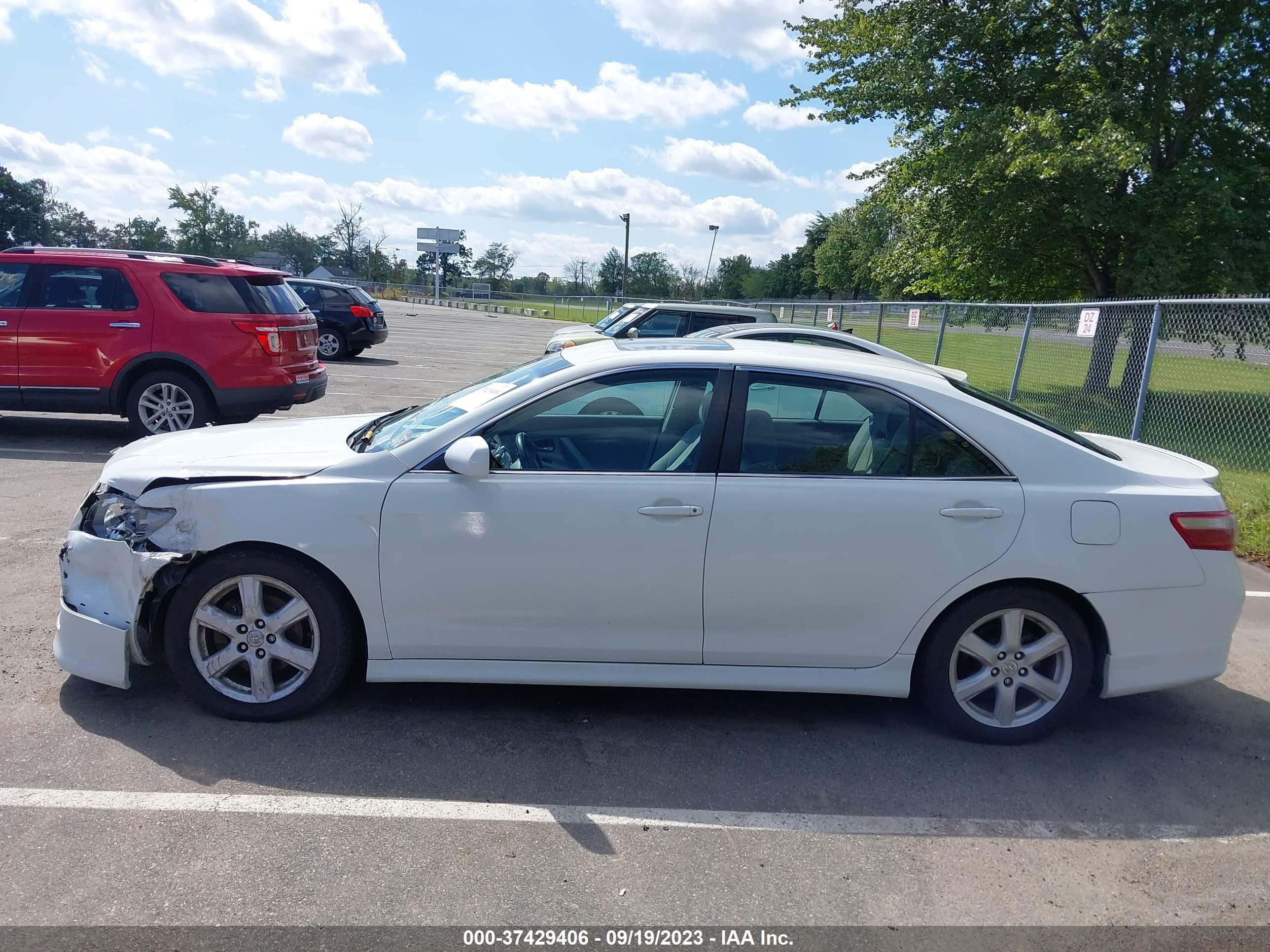 Photo 13 VIN: 4T1BE46K89U919949 - TOYOTA CAMRY 