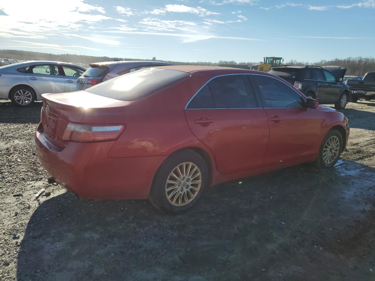 Photo 2 VIN: 4T1BE46K97U107184 - TOYOTA CAMRY 