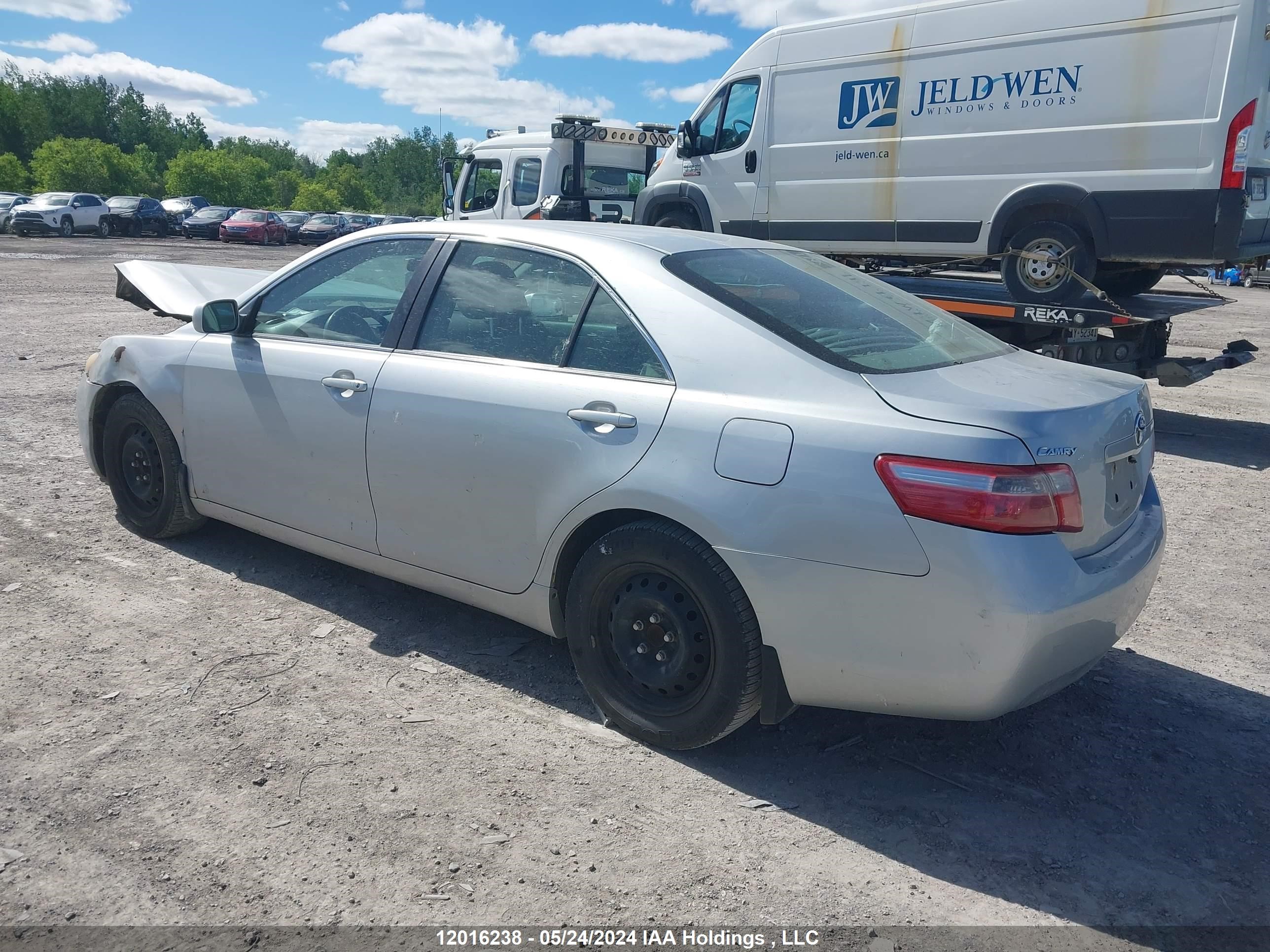 Photo 2 VIN: 4T1BE46K97U109579 - TOYOTA CAMRY 