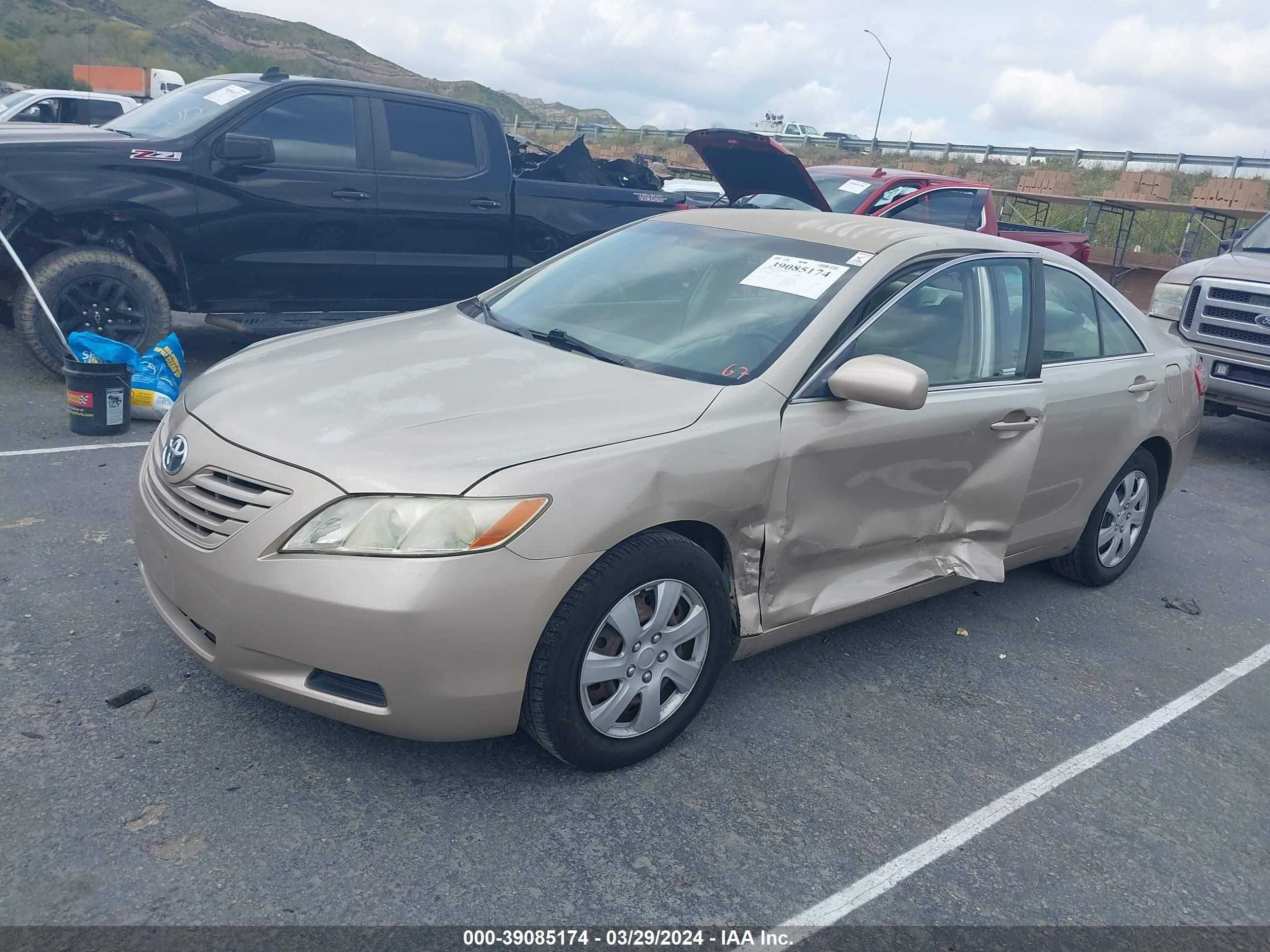 Photo 1 VIN: 4T1BE46K97U503731 - TOYOTA CAMRY 