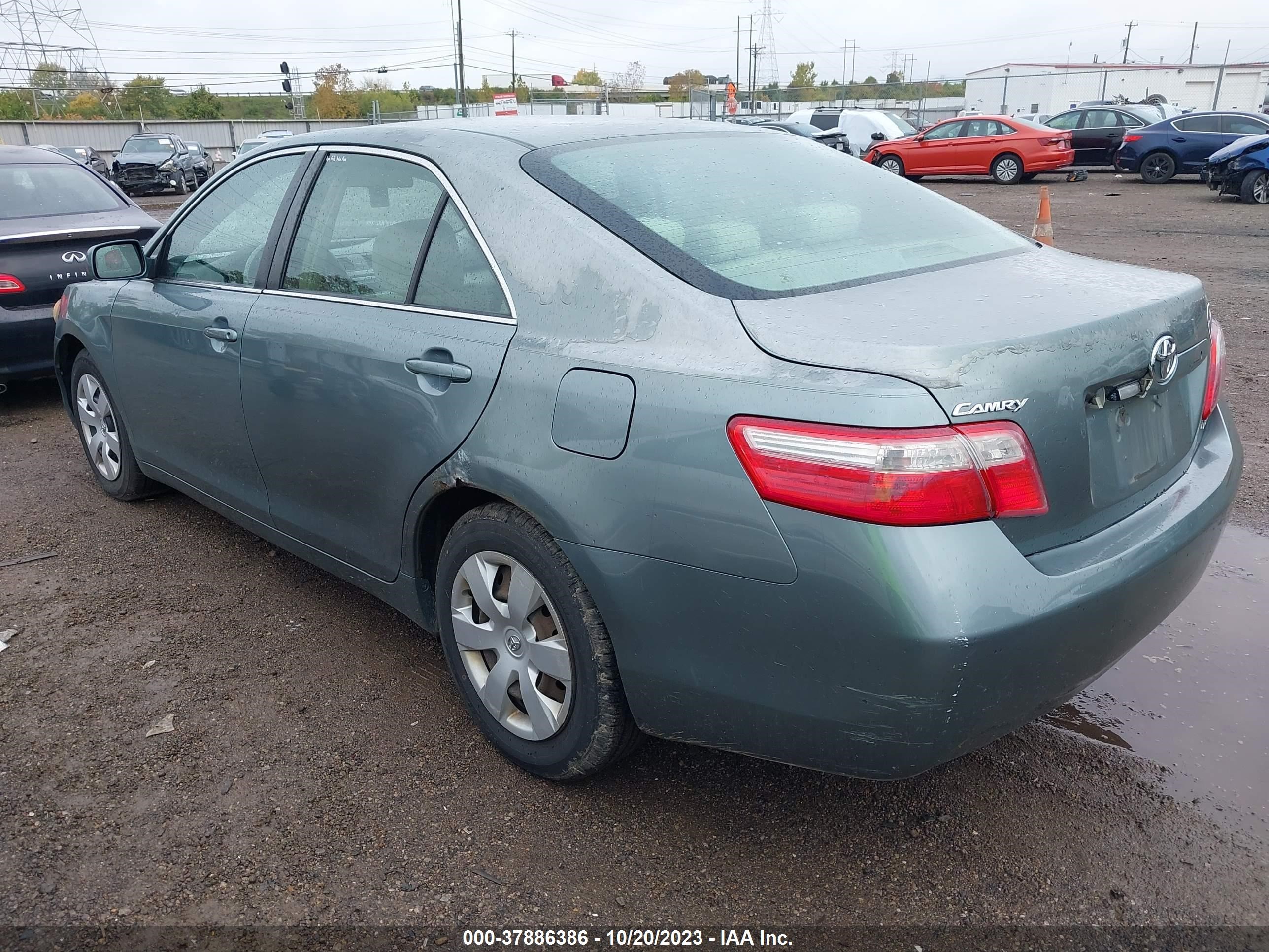 Photo 2 VIN: 4T1BE46K97U524868 - TOYOTA CAMRY 