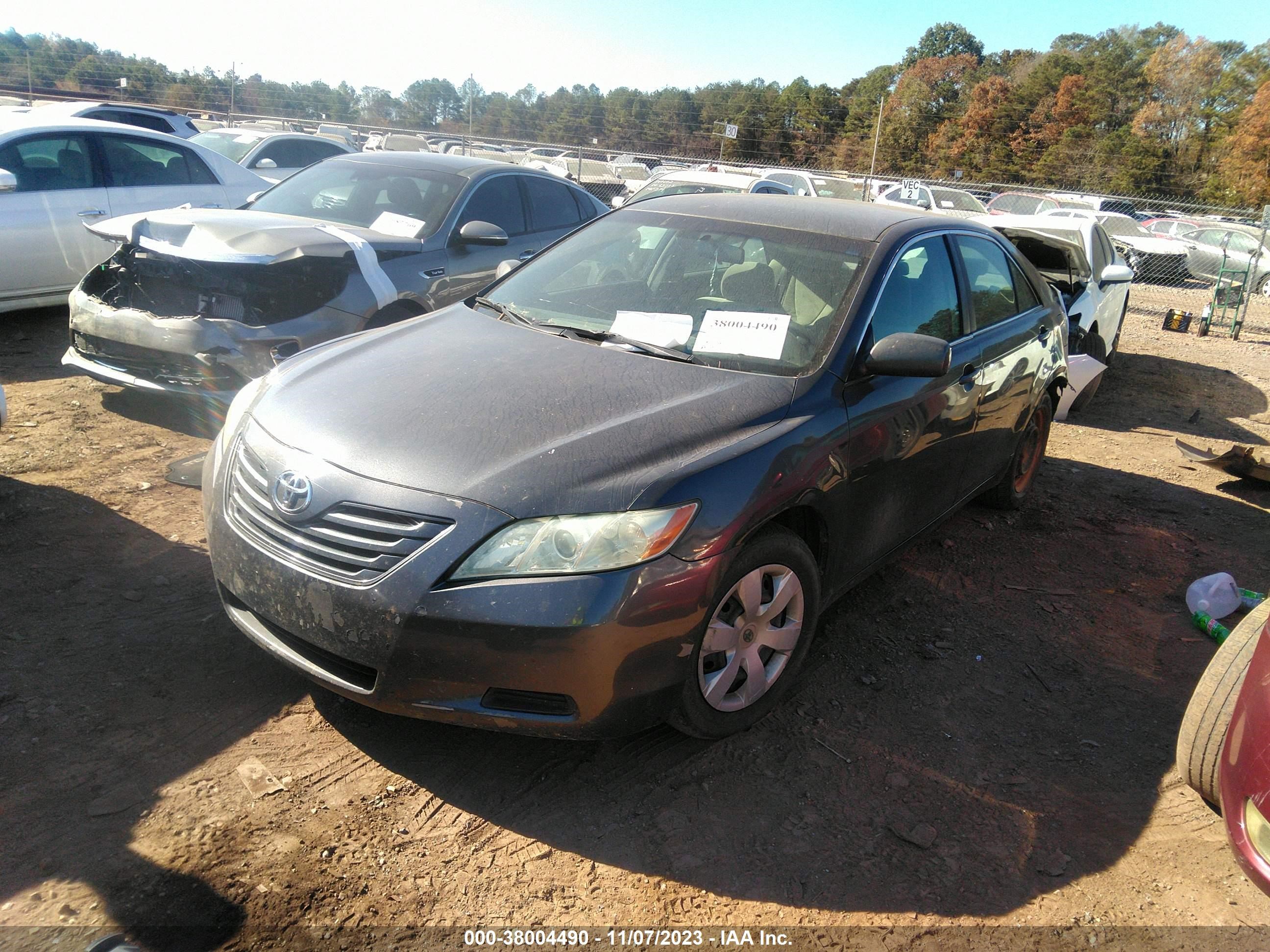 Photo 1 VIN: 4T1BE46K97U563900 - TOYOTA CAMRY 