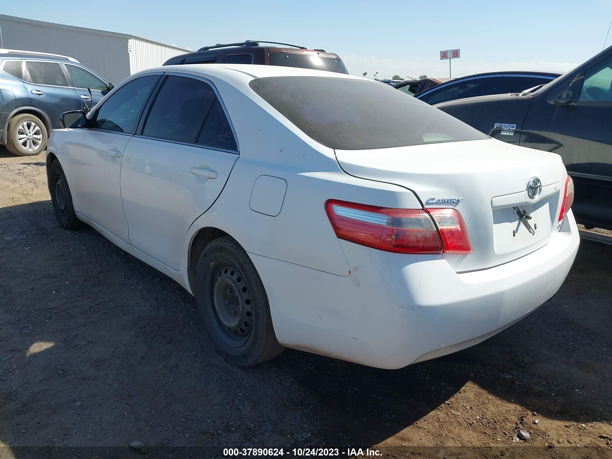 Photo 2 VIN: 4T1BE46K97U627479 - TOYOTA CAMRY 