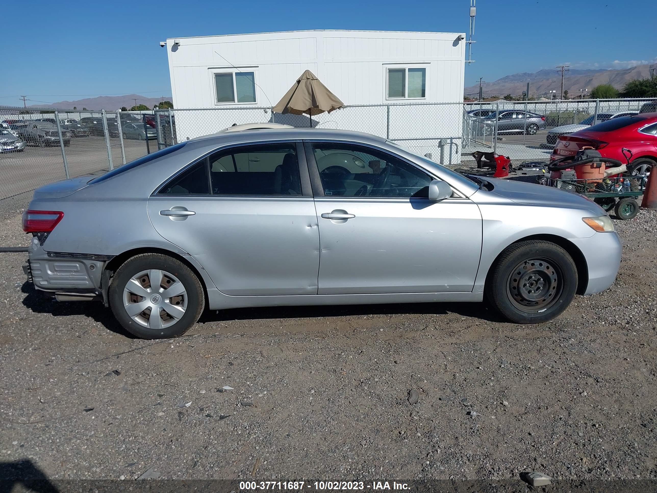 Photo 12 VIN: 4T1BE46K98U207321 - TOYOTA CAMRY 