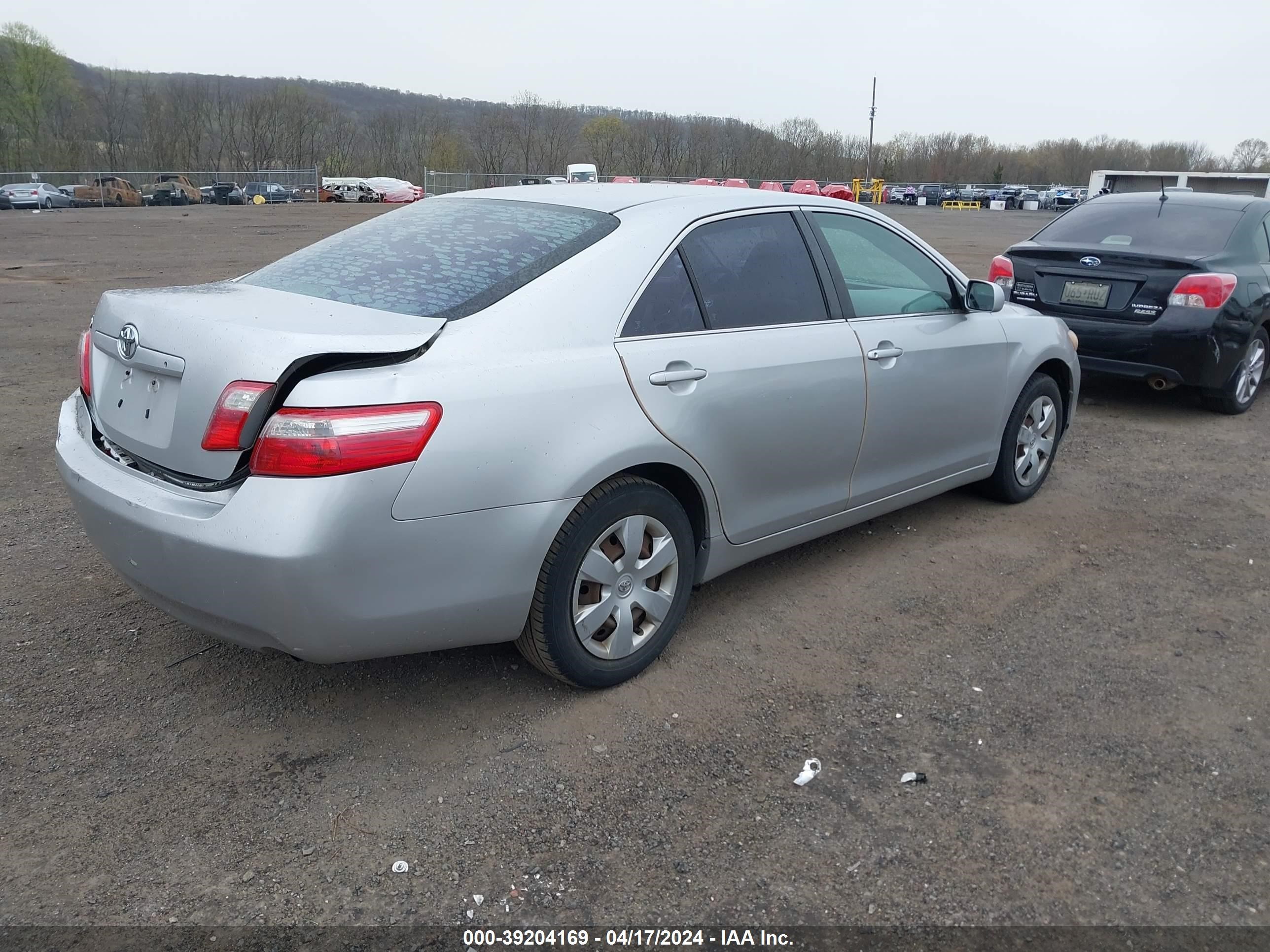 Photo 3 VIN: 4T1BE46K98U238150 - TOYOTA CAMRY 