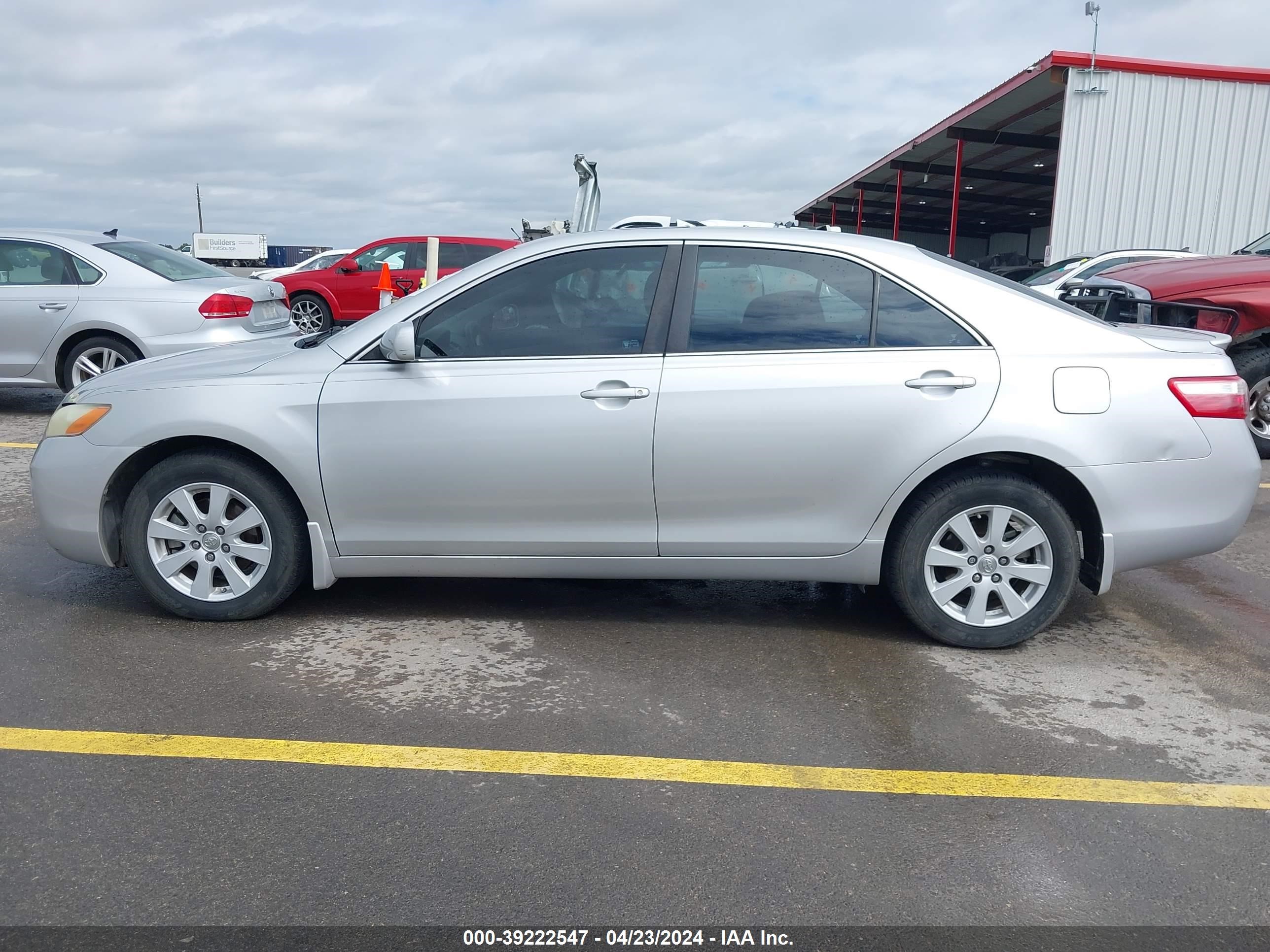 Photo 13 VIN: 4T1BE46K98U244823 - TOYOTA CAMRY 