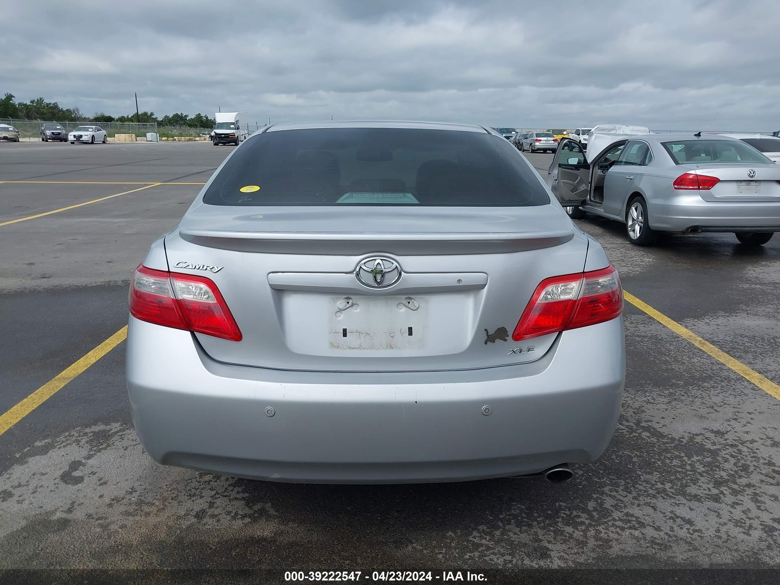 Photo 15 VIN: 4T1BE46K98U244823 - TOYOTA CAMRY 