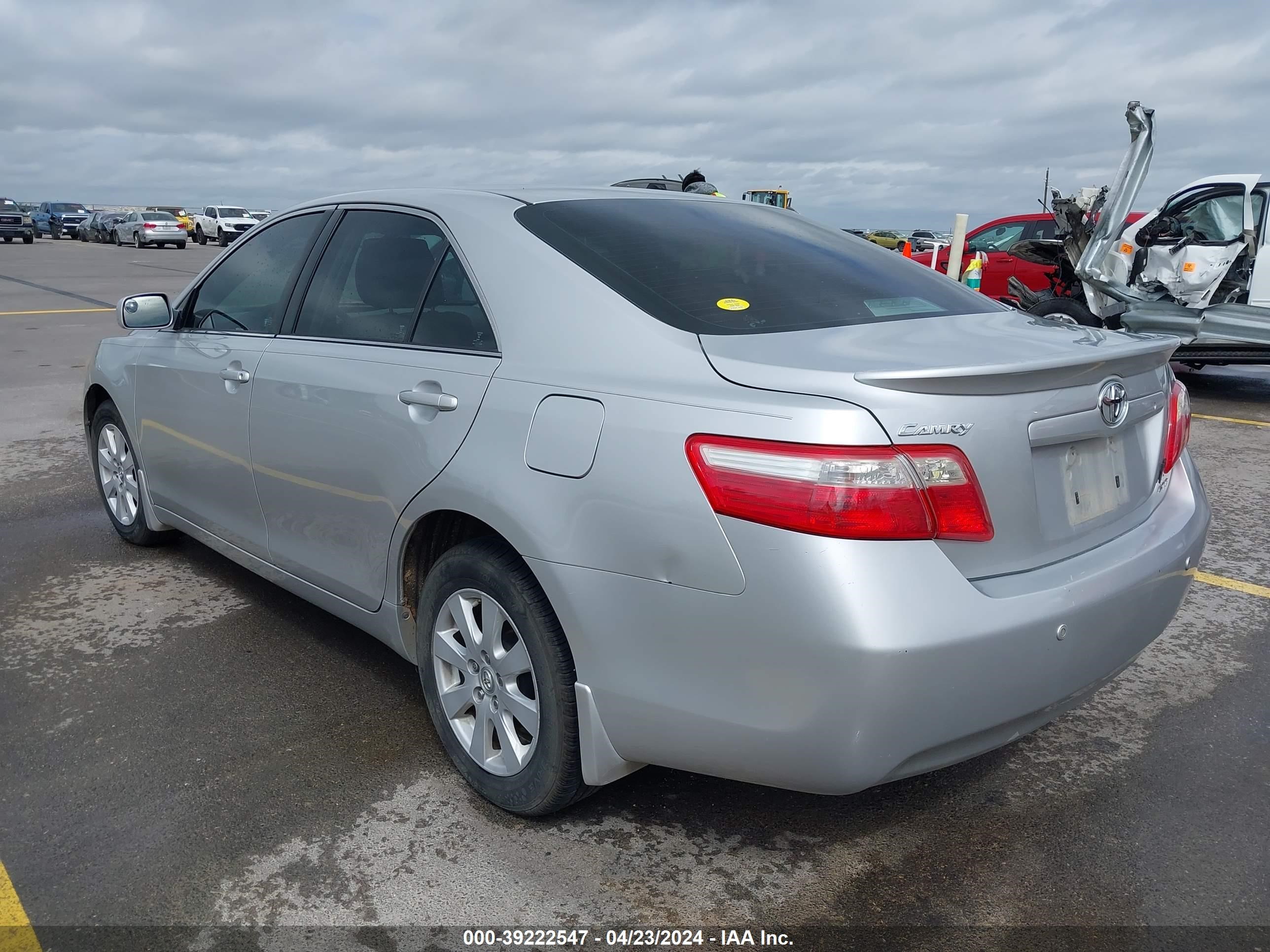 Photo 2 VIN: 4T1BE46K98U244823 - TOYOTA CAMRY 