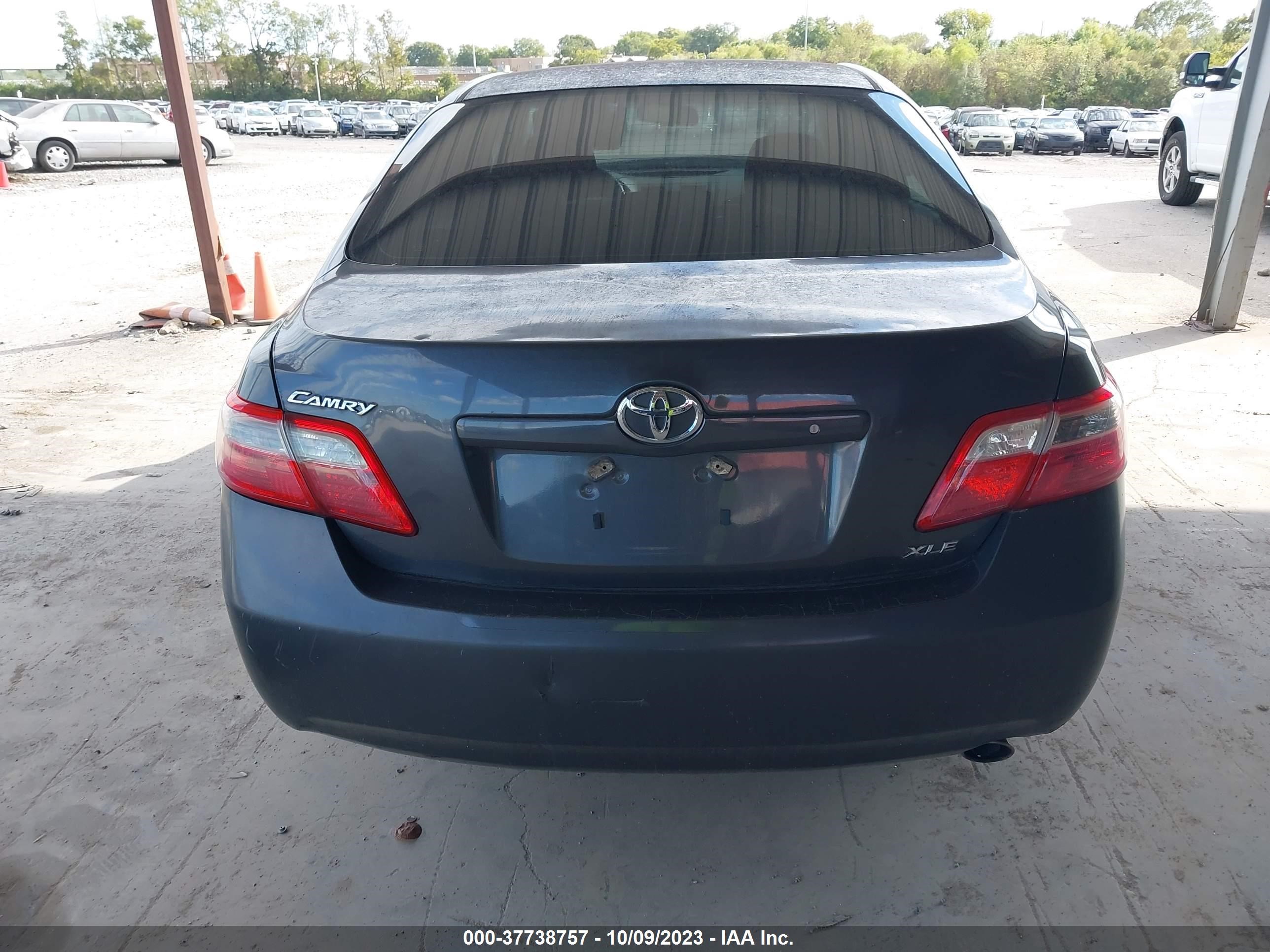 Photo 15 VIN: 4T1BE46K98U245499 - TOYOTA CAMRY 