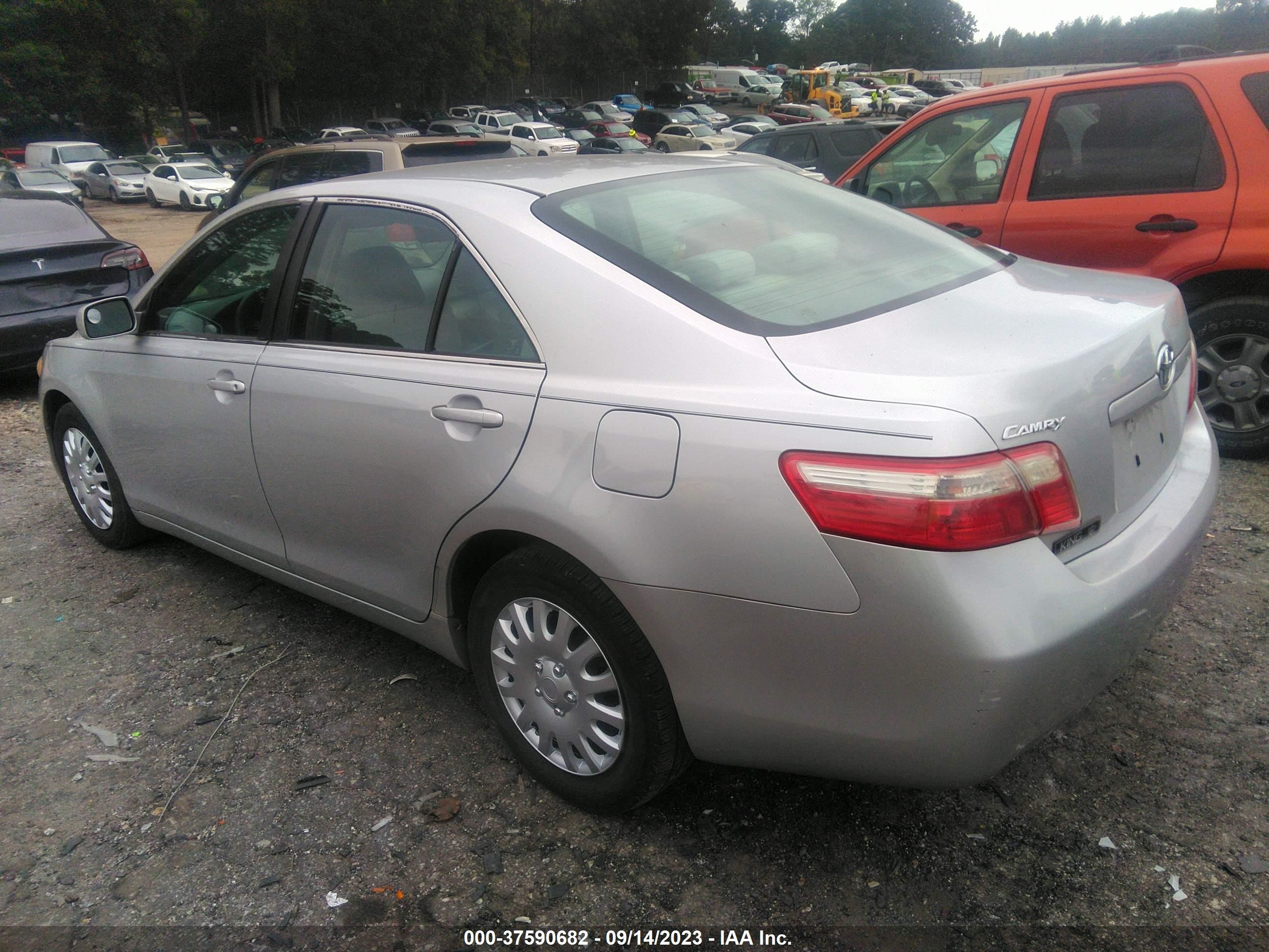 Photo 2 VIN: 4T1BE46K99U287544 - TOYOTA CAMRY 