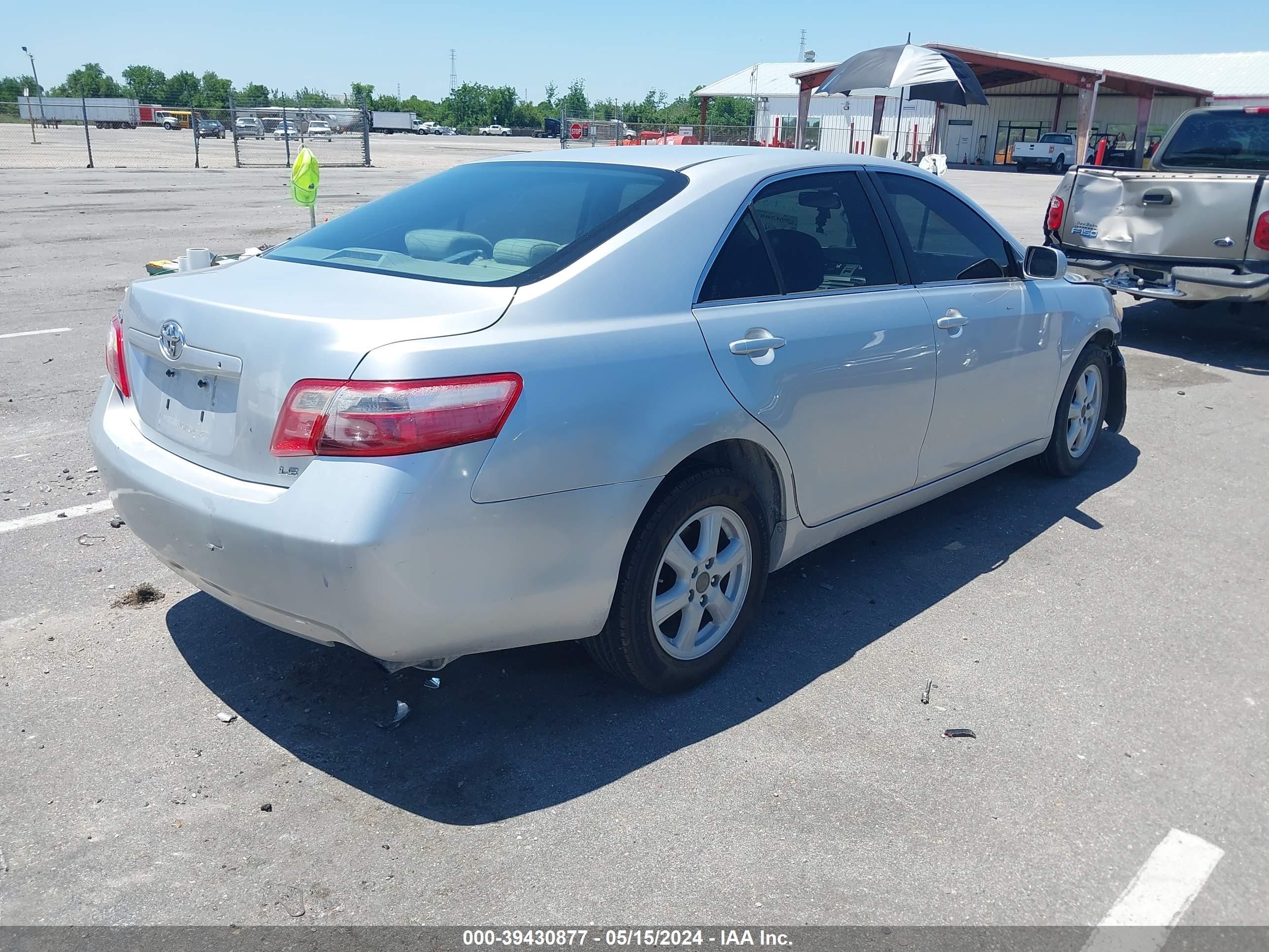 Photo 3 VIN: 4T1BE46K99U325774 - TOYOTA CAMRY 