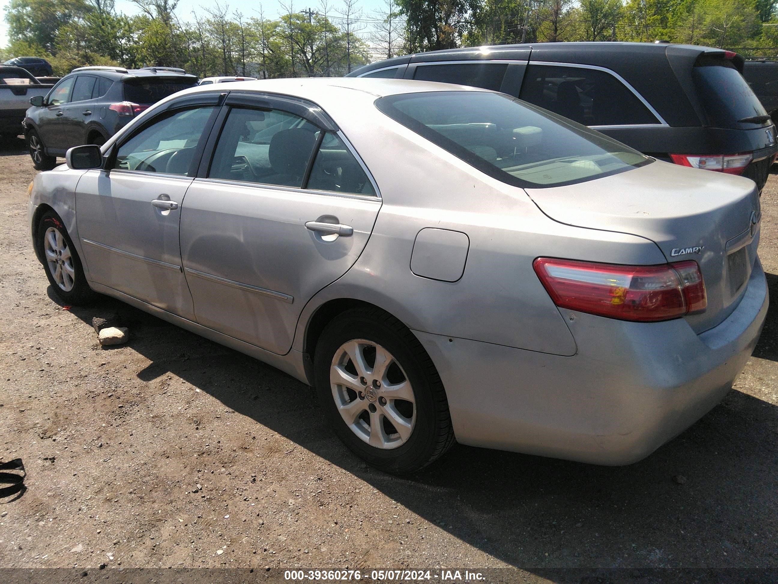 Photo 2 VIN: 4T1BE46K99U340551 - TOYOTA CAMRY 