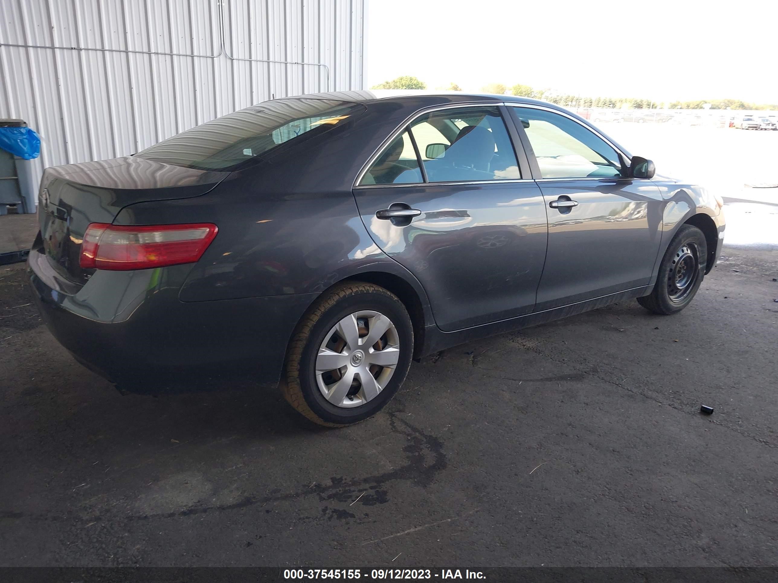 Photo 3 VIN: 4T1BE46K99U385392 - TOYOTA CAMRY 