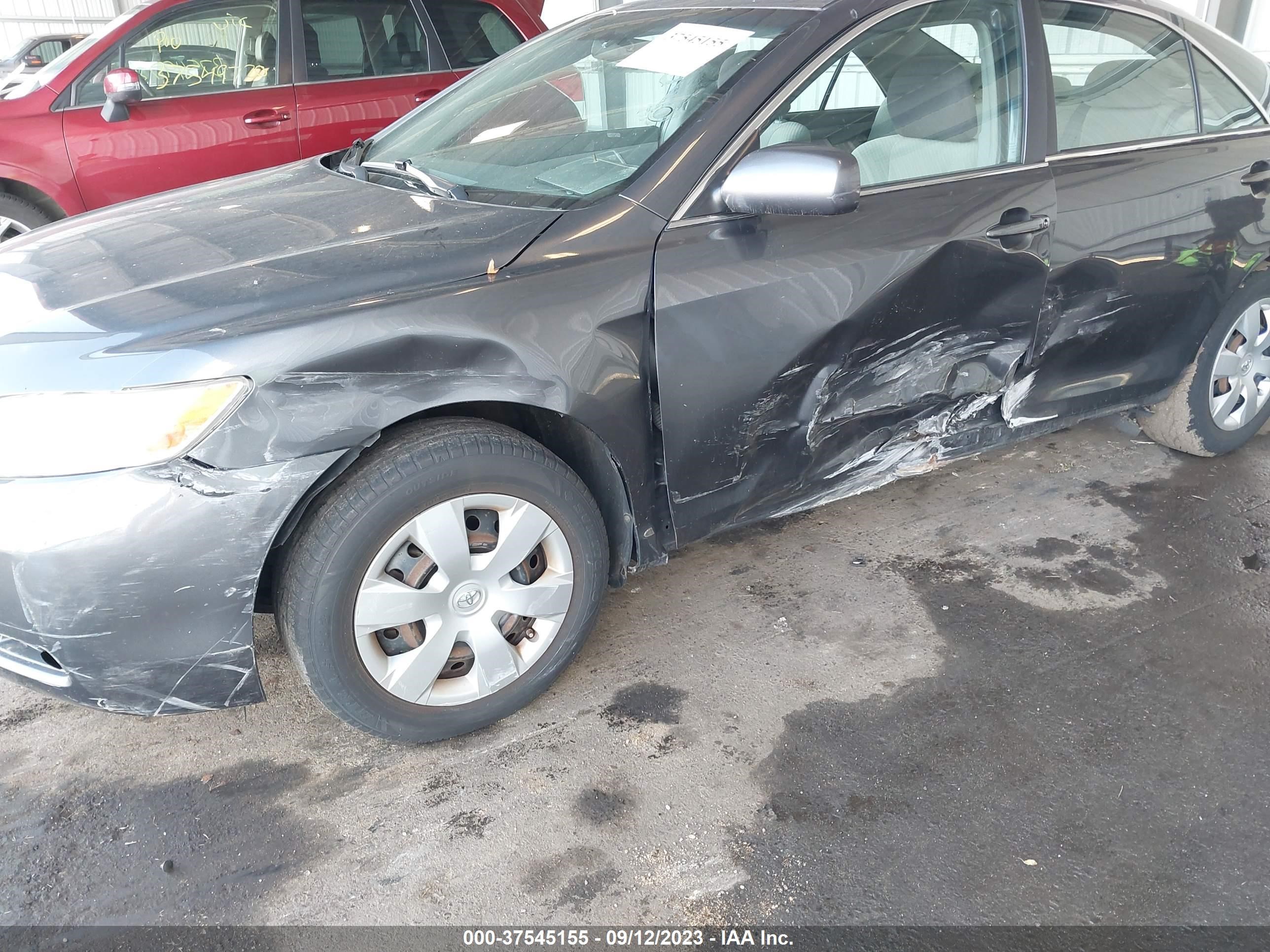 Photo 5 VIN: 4T1BE46K99U385392 - TOYOTA CAMRY 