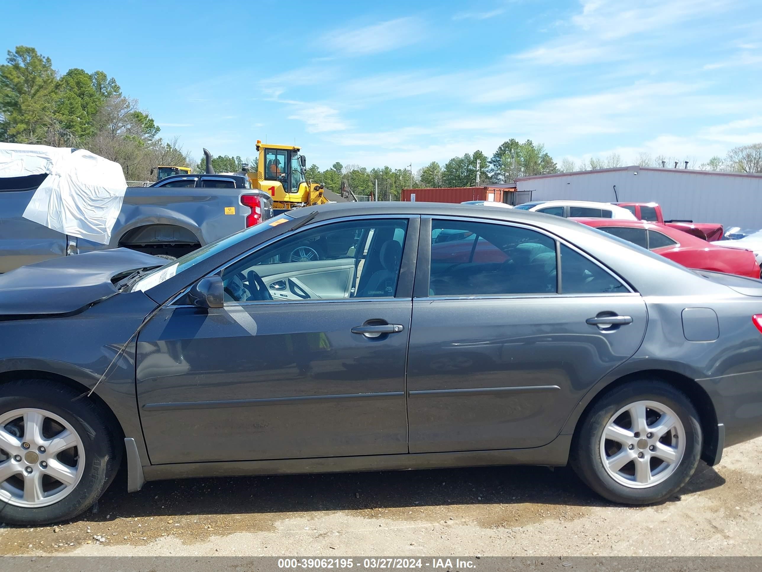 Photo 13 VIN: 4T1BE46K99U397073 - TOYOTA CAMRY 