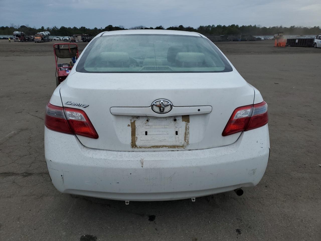 Photo 5 VIN: 4T1BE46K99U821447 - TOYOTA CAMRY 