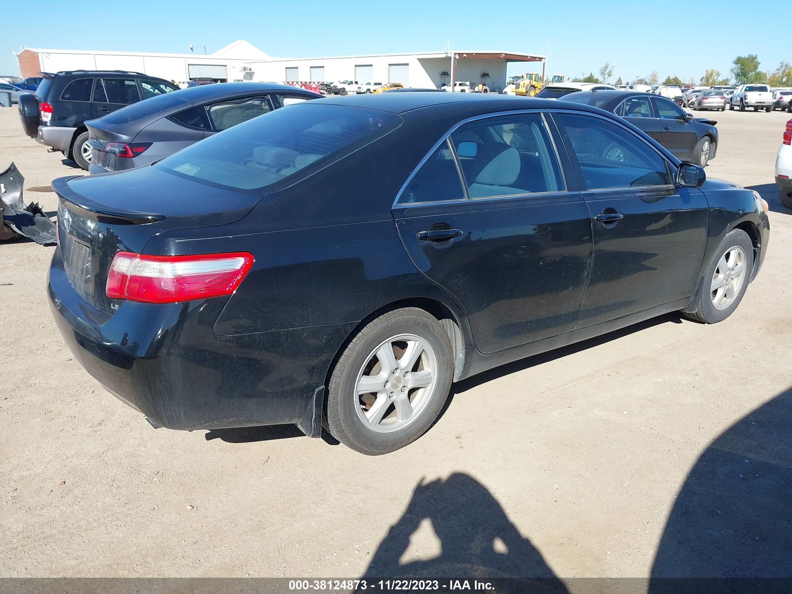 Photo 3 VIN: 4T1BE46K99U913383 - TOYOTA CAMRY 