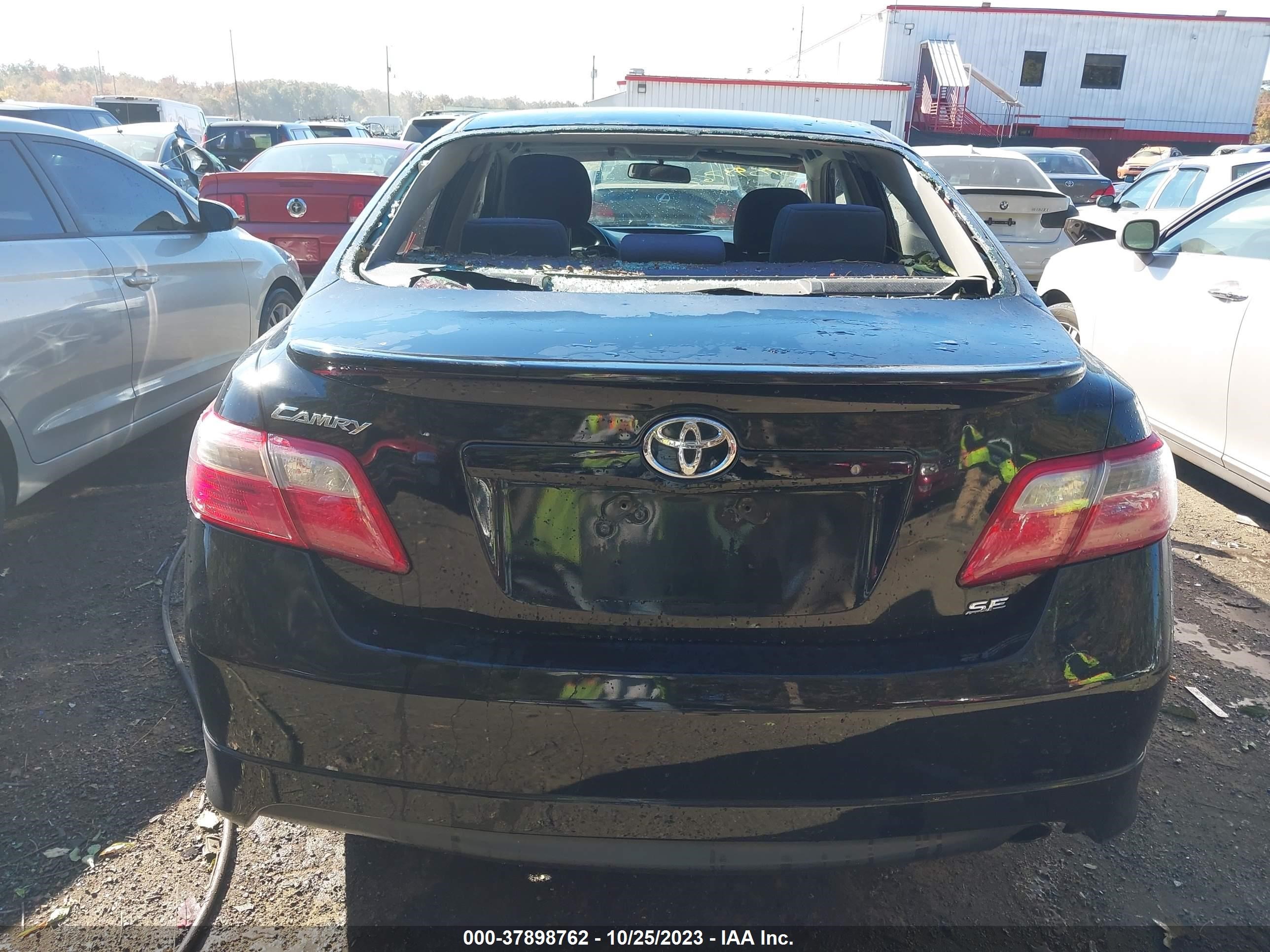 Photo 15 VIN: 4T1BE46KX7U007739 - TOYOTA CAMRY 