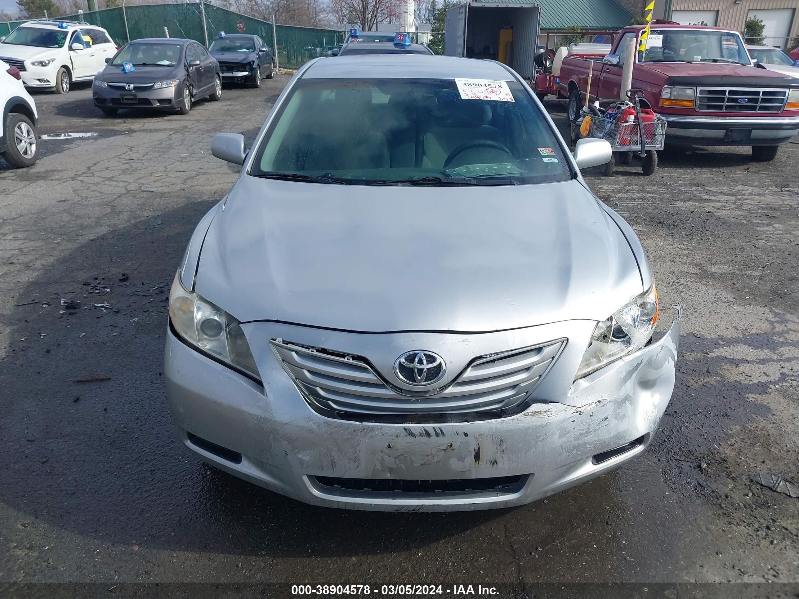 Photo 11 VIN: 4T1BE46KX7U138086 - TOYOTA CAMRY 