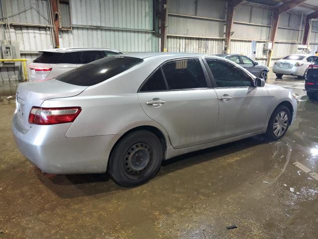 Photo 2 VIN: 4T1BE46KX7U140923 - TOYOTA CAMRY 