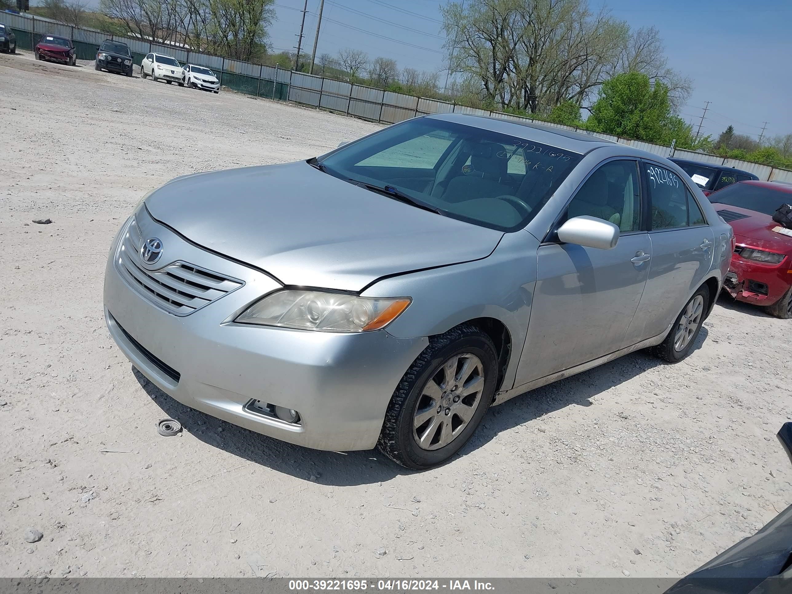 Photo 1 VIN: 4T1BE46KX7U154322 - TOYOTA CAMRY 