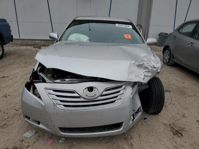 Photo 4 VIN: 4T1BE46KX7U187739 - TOYOTA CAMRY 