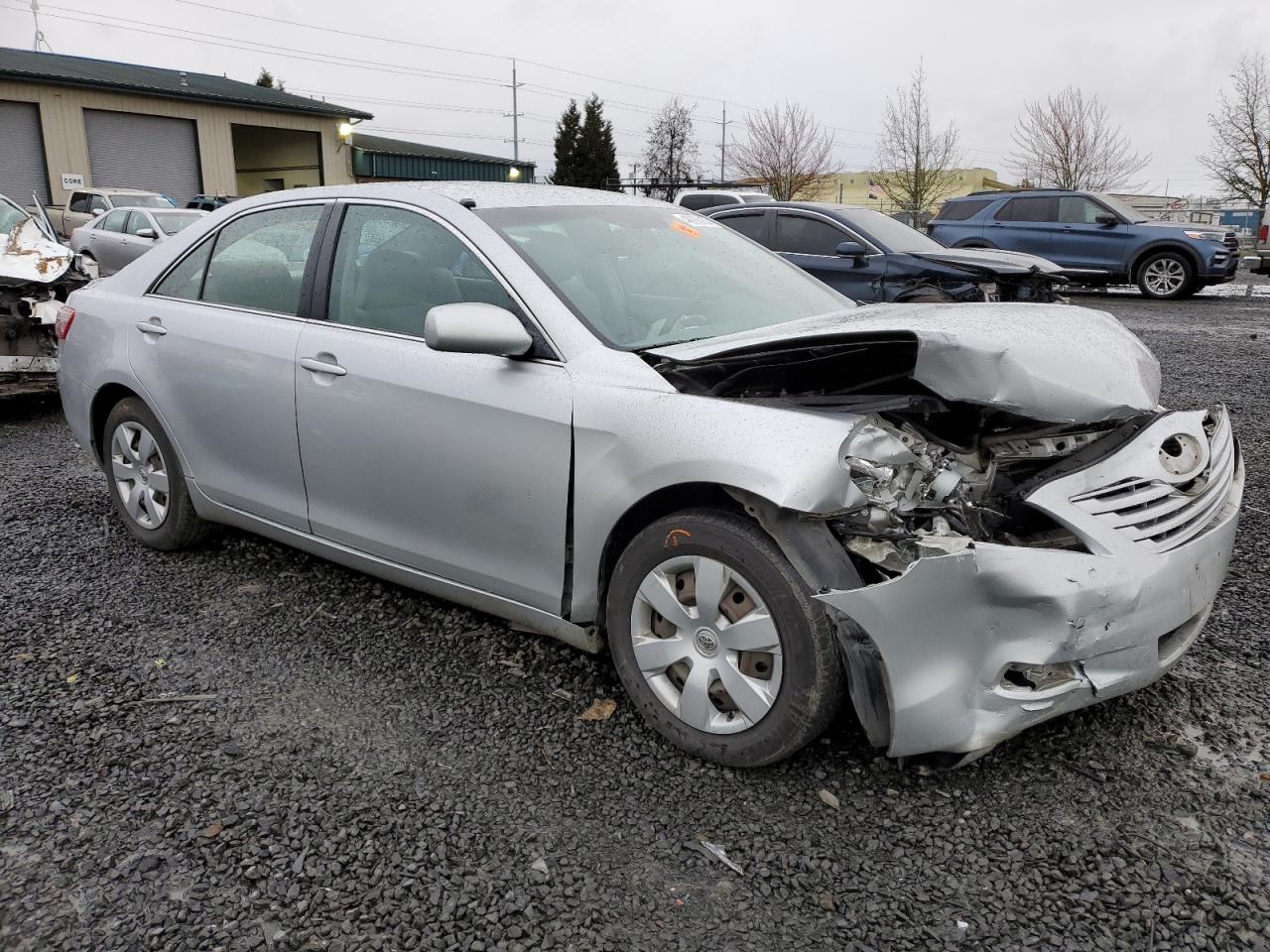 Photo 3 VIN: 4T1BE46KX7U501843 - TOYOTA CAMRY 