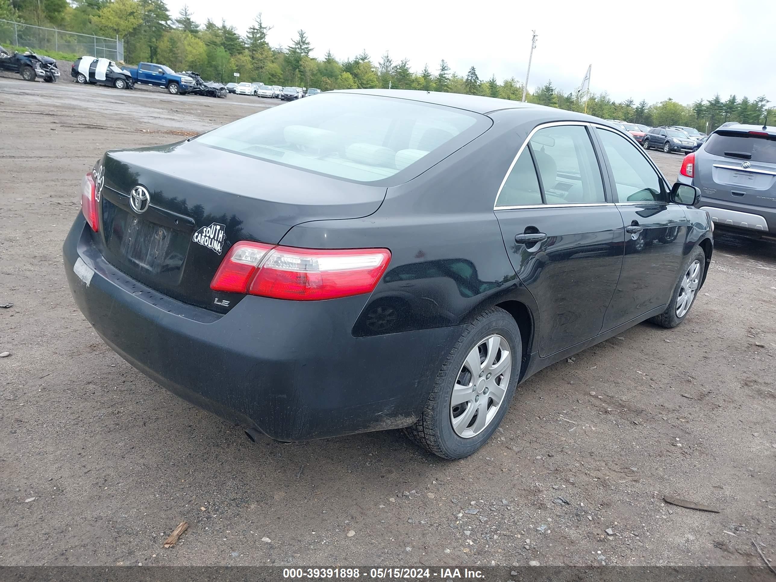 Photo 3 VIN: 4T1BE46KX7U539086 - TOYOTA CAMRY 